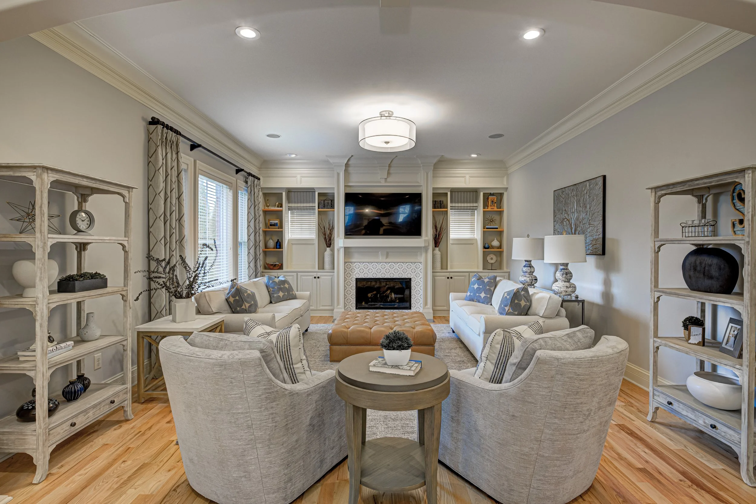 2330 Finchley Rd_16.JPG