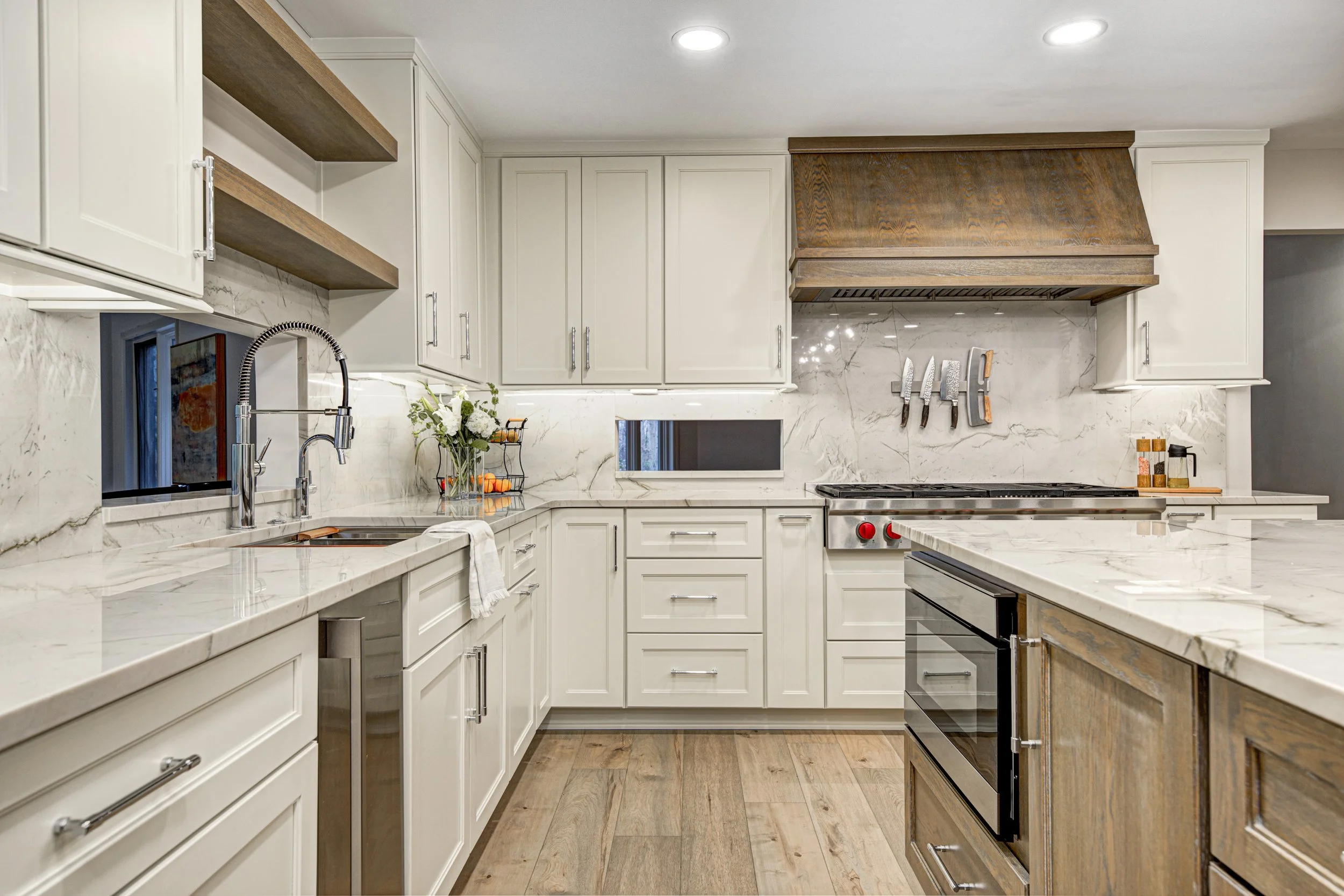 Kitchen Remodel in Indianapolis, IN by Everything Home project photo