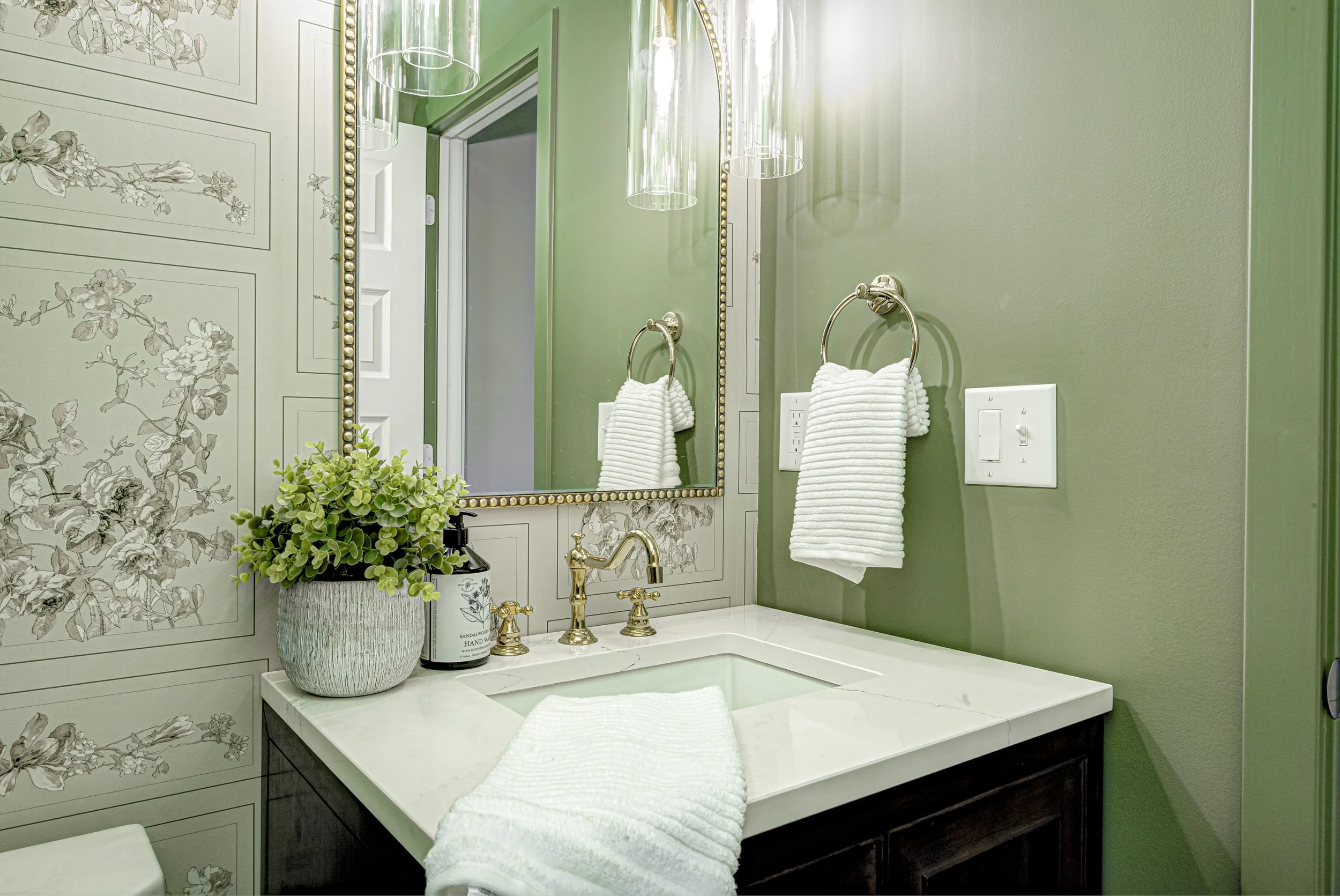 16795 Carlton rd_11.JPG