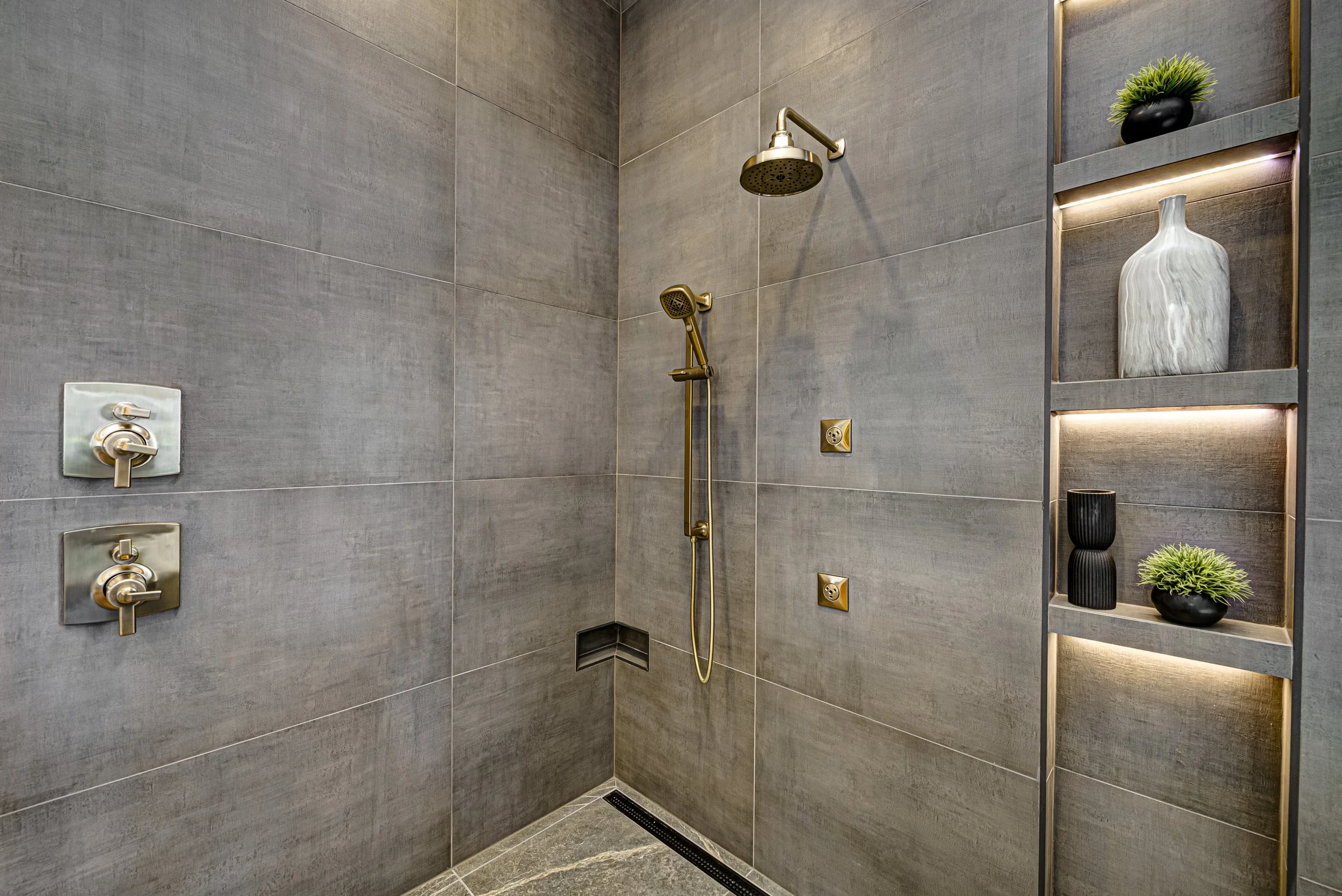 10576 Holliday Farms Blvd_Det_046.JPG