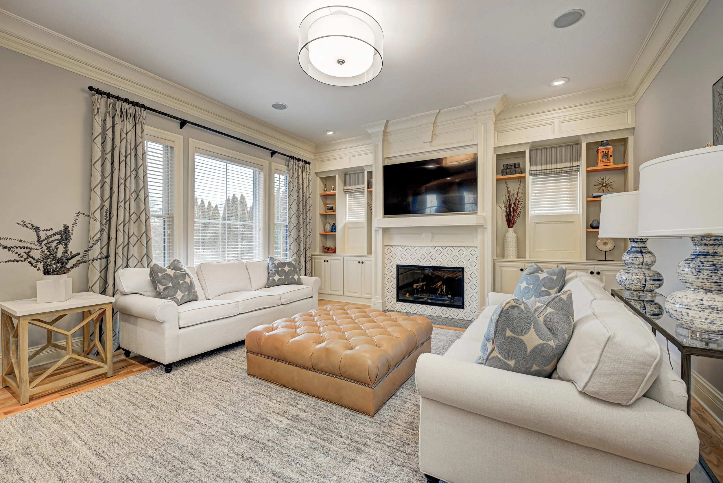 2330 Finchley Rd_12.JPG