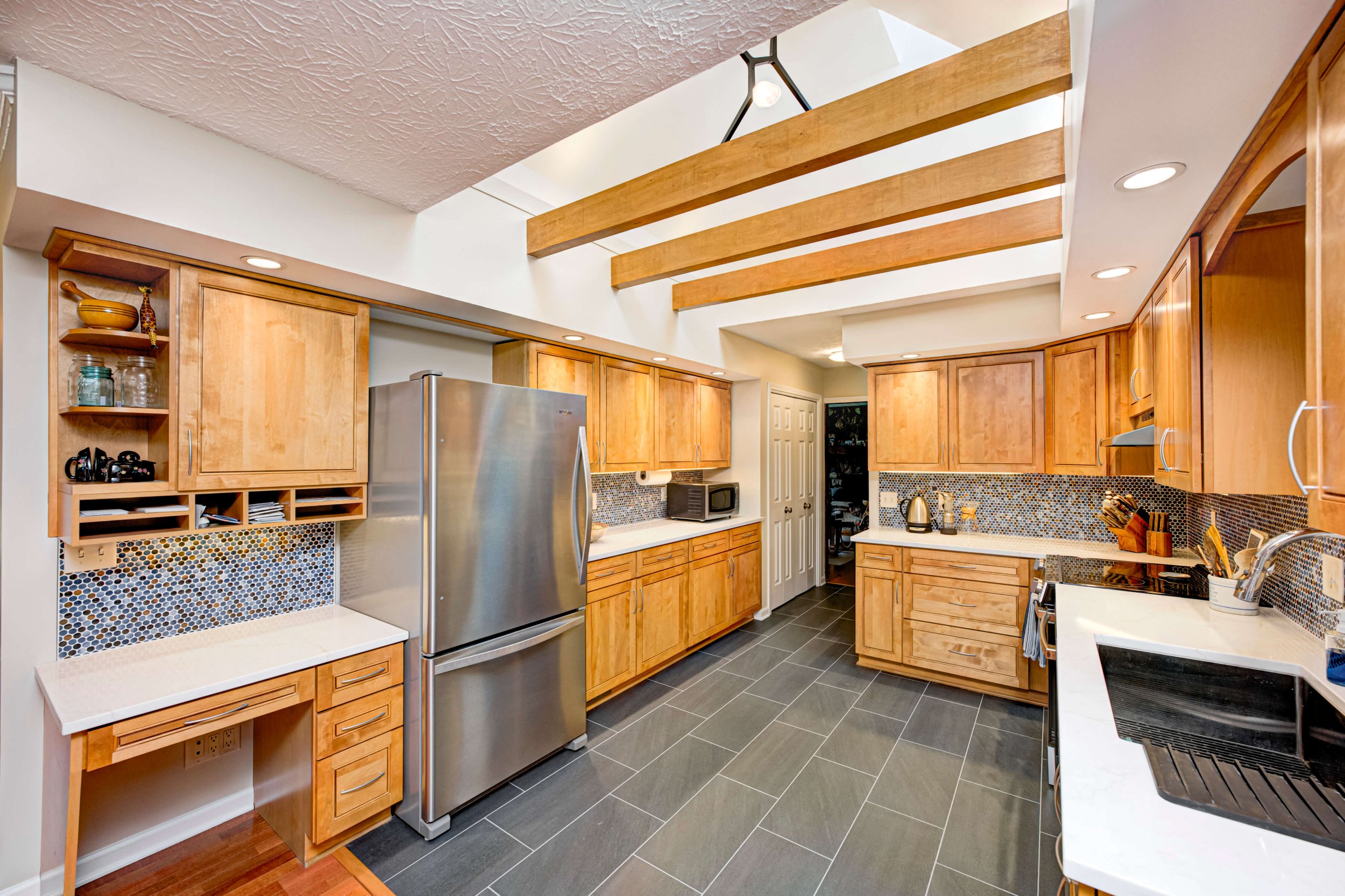 150 Rolling Hills Dr_07.jpg