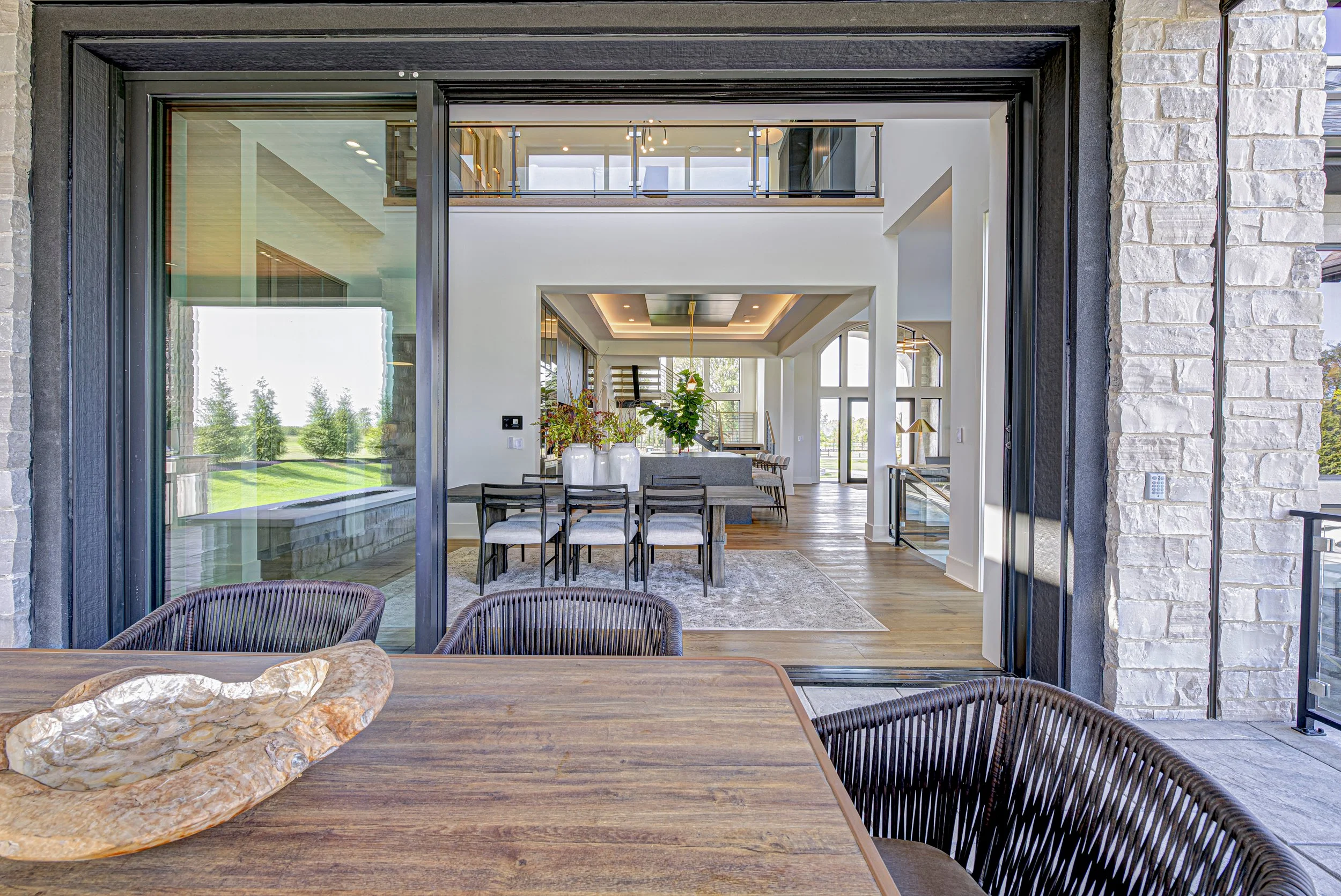 9760 Windy Hills Dr_ext24.JPG