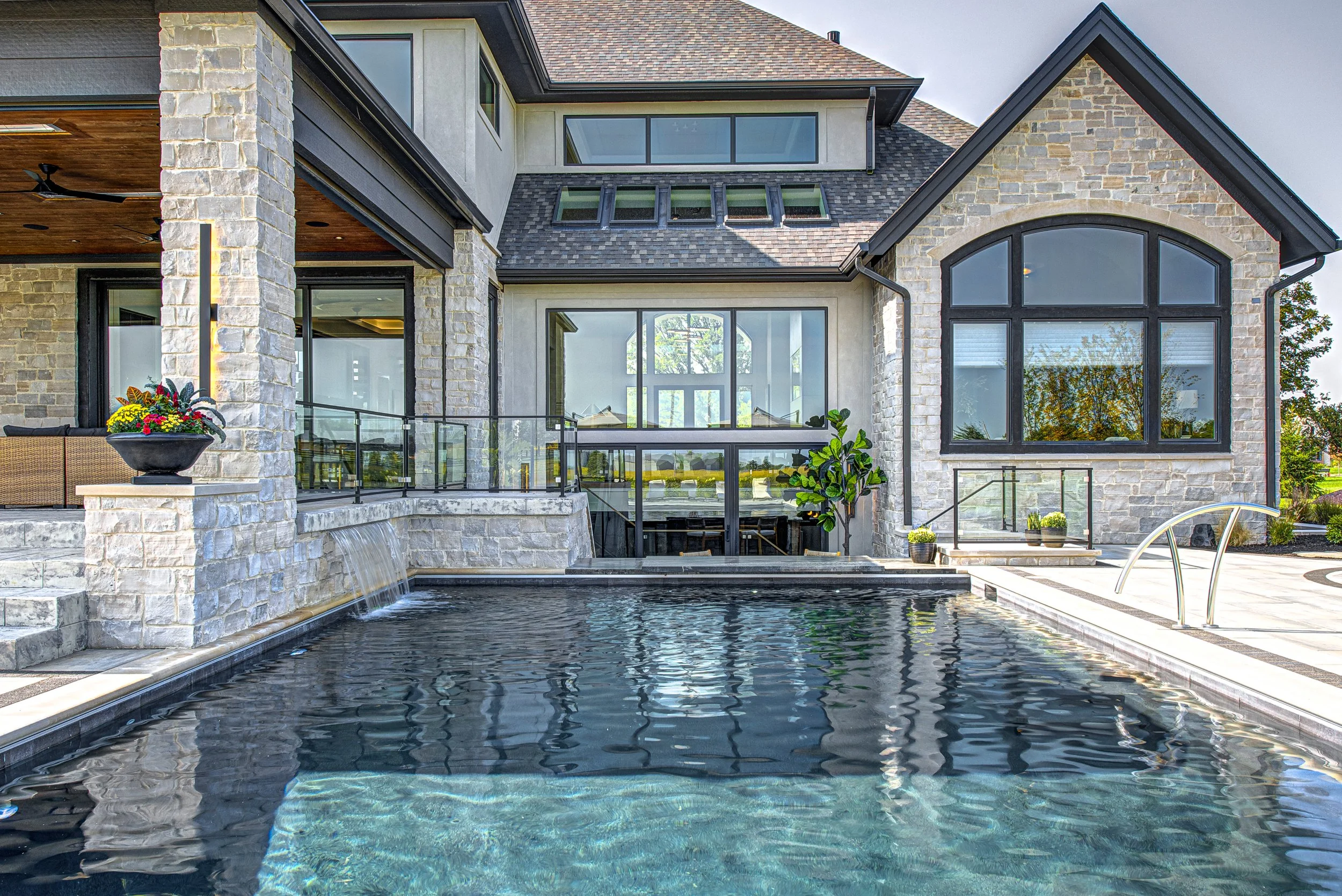 9760 Windy Hills Dr_ext10.JPG