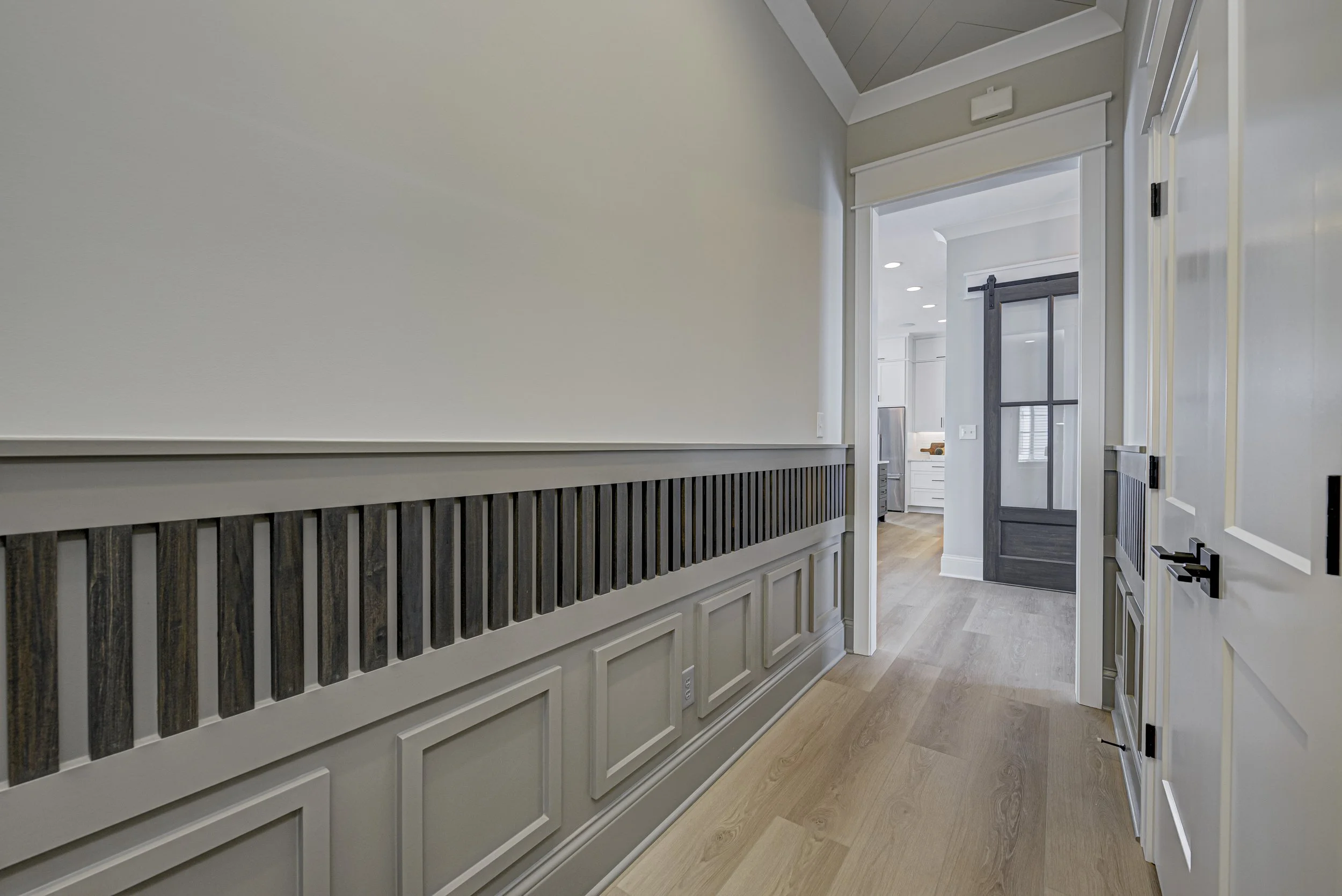 19893 Elmsborough Dr_37.JPG