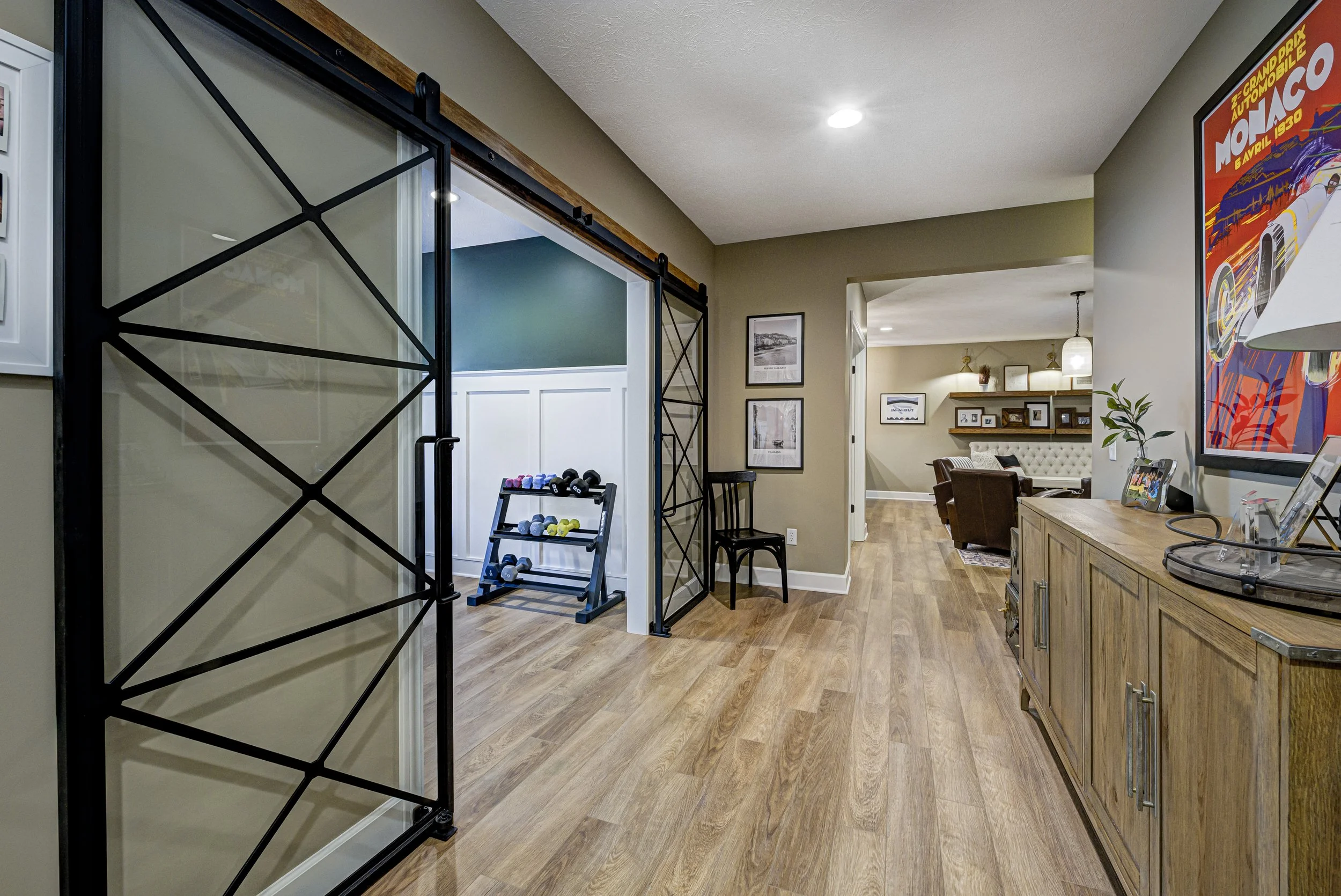 1066 Domino Dr_19.JPG