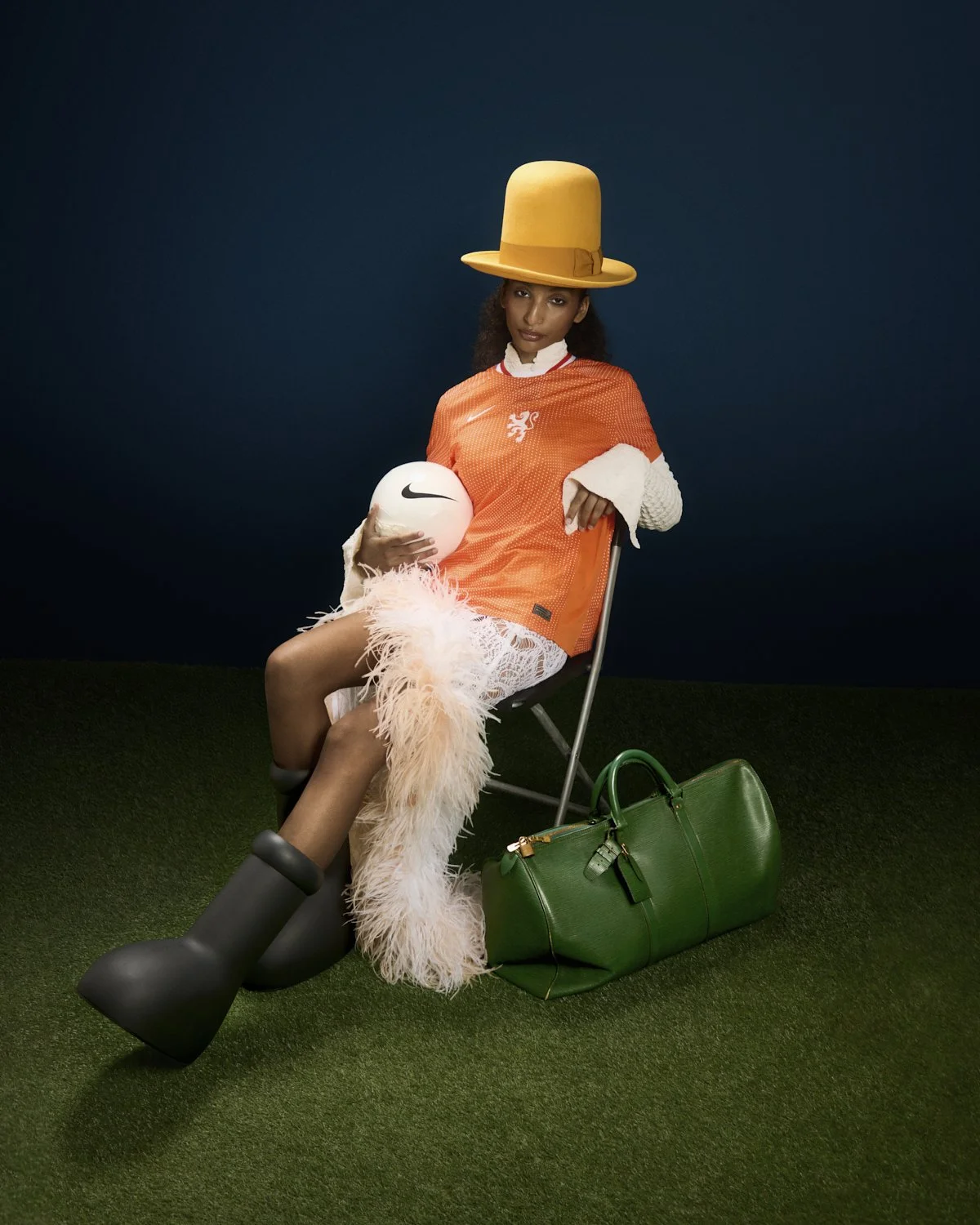Nike women’s football streetwear campaign photographed by Pedro Márnez