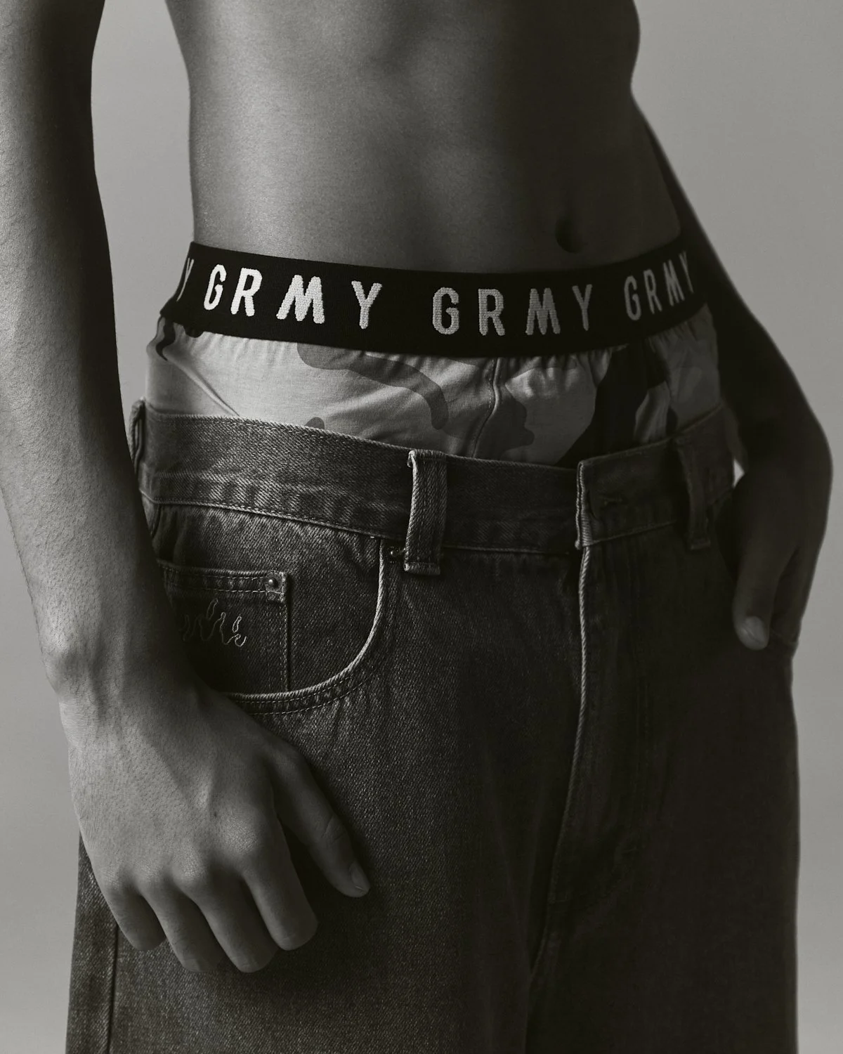 pedro-marnez-grimey-fashion-campaign-02.jpg