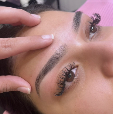 Brow Shaping Image 04.png
