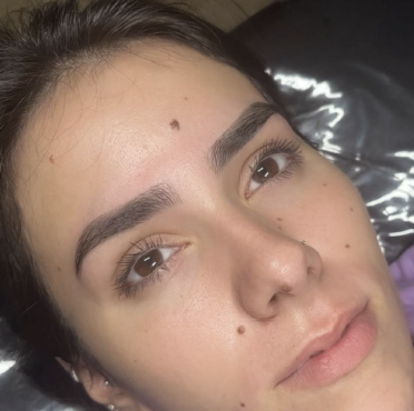 Brow Shaping Image 01.png