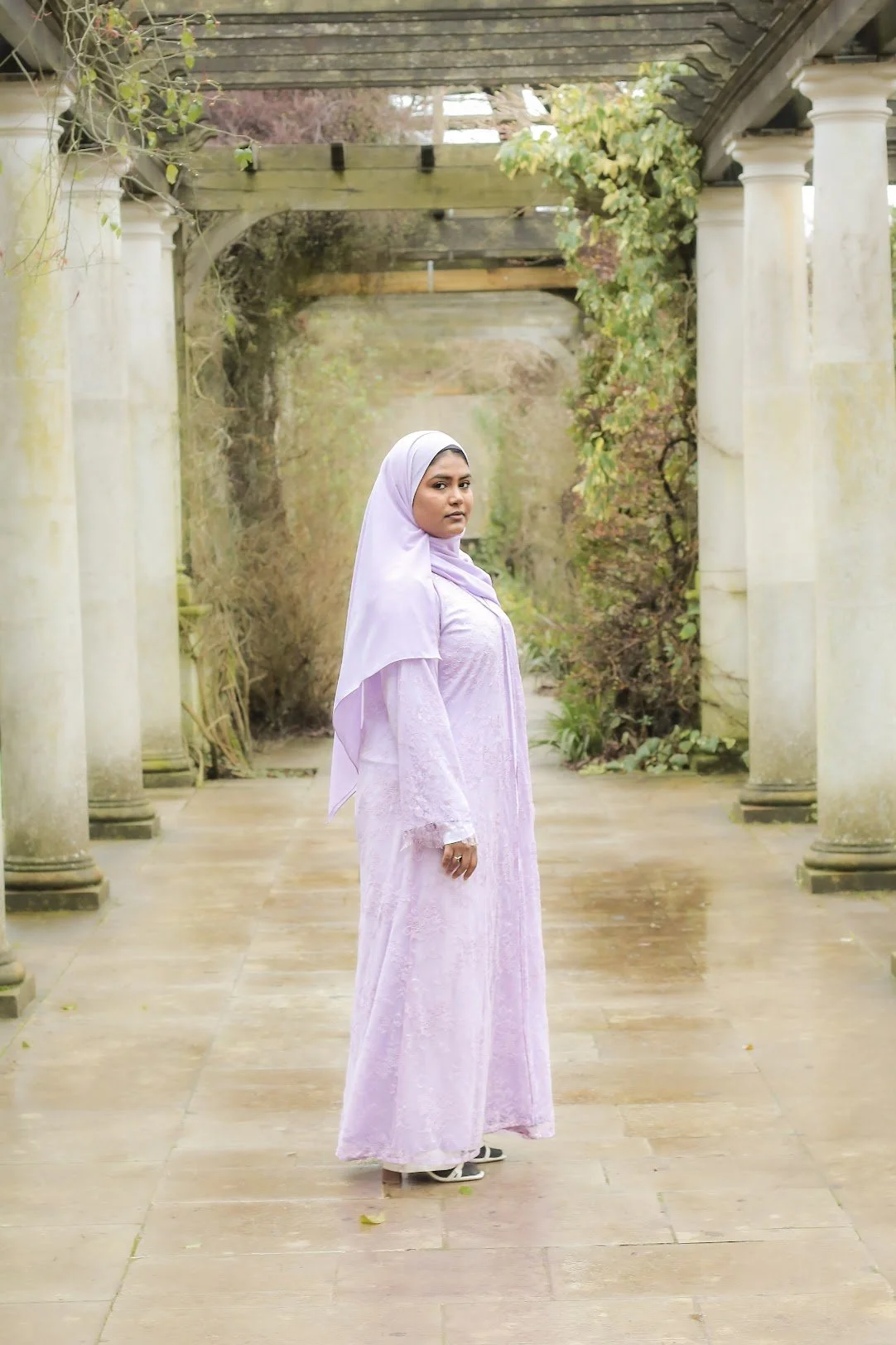 Inara Lace Abaya