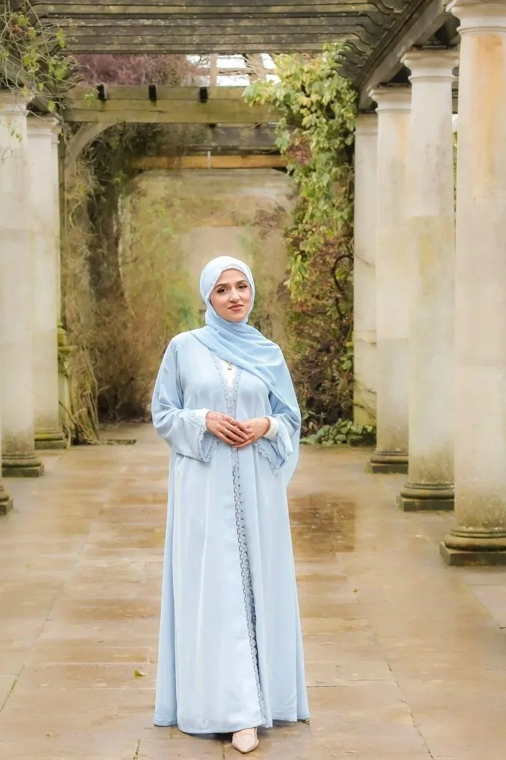 Rumaisa Scallop Lace Abaya