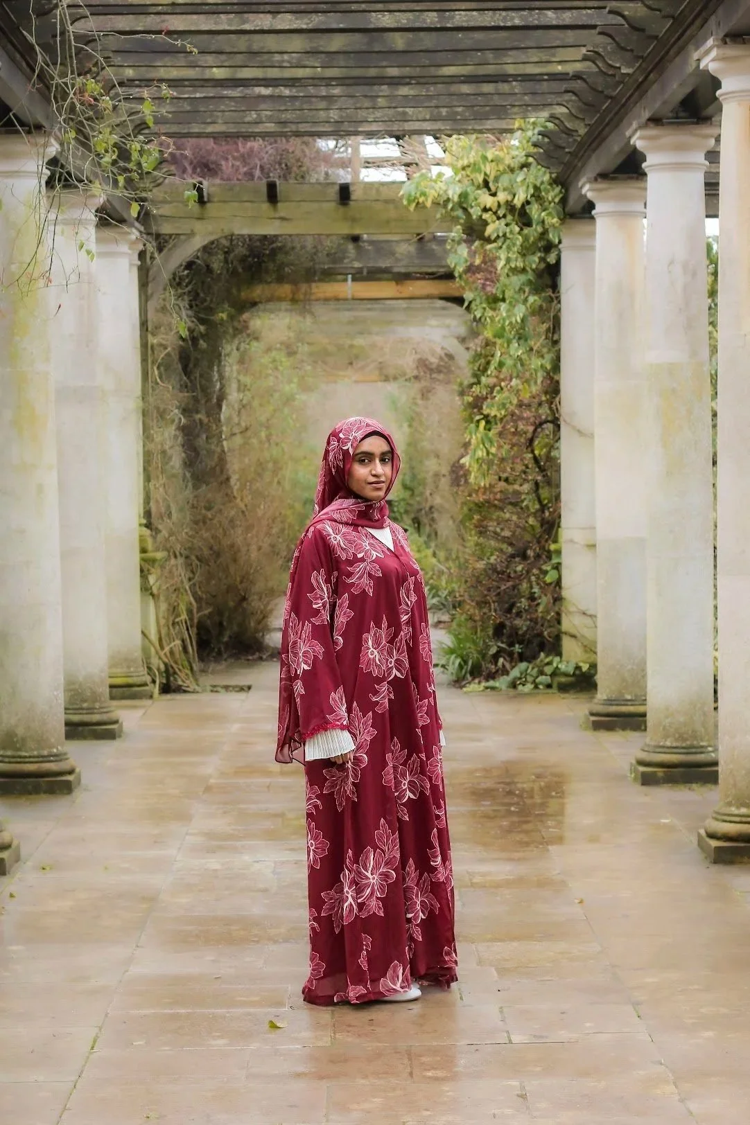 Laila Floral Patterned Abaya