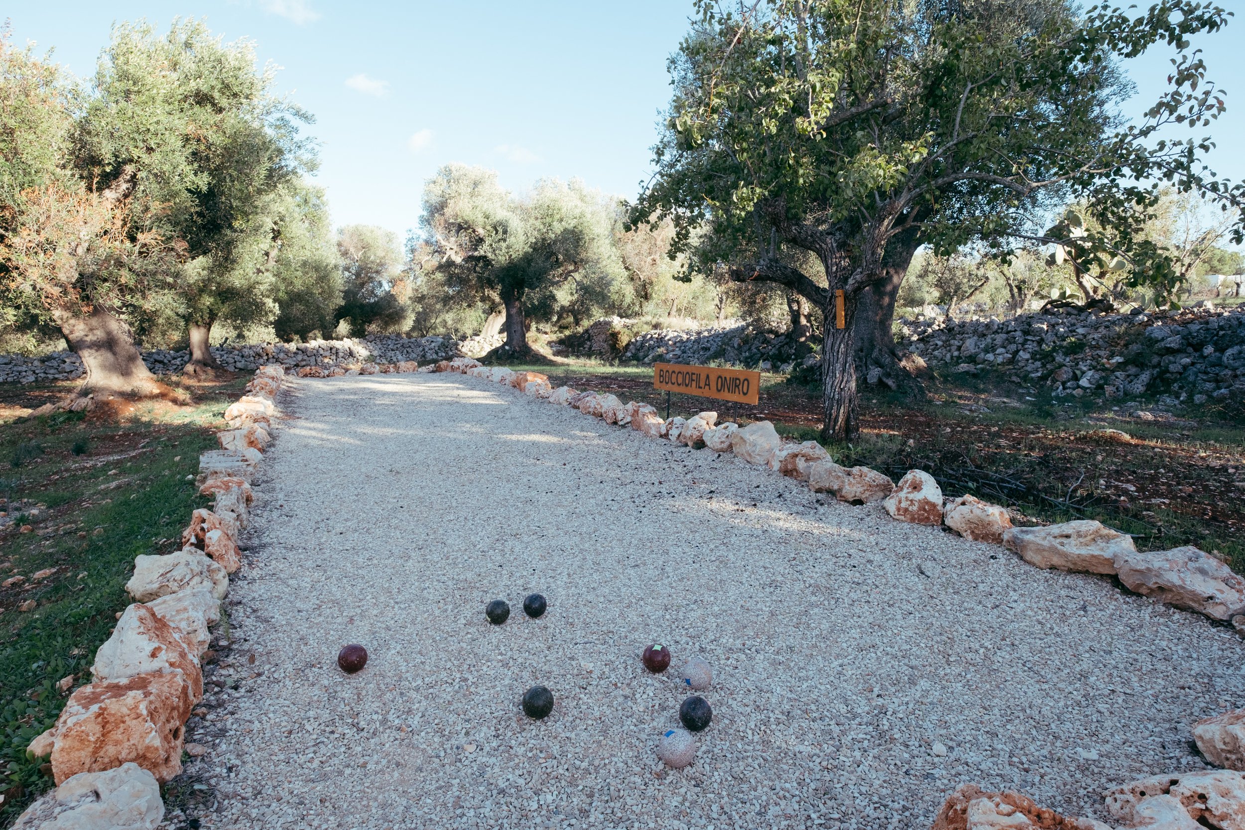 casa oniro - jeu des boules - ostuni.jpg