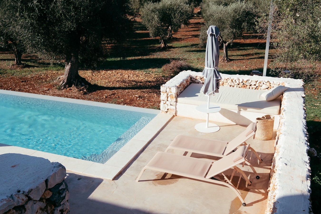 louging by pool - casa oniro - holiday - ostuni - puglia.jpeg