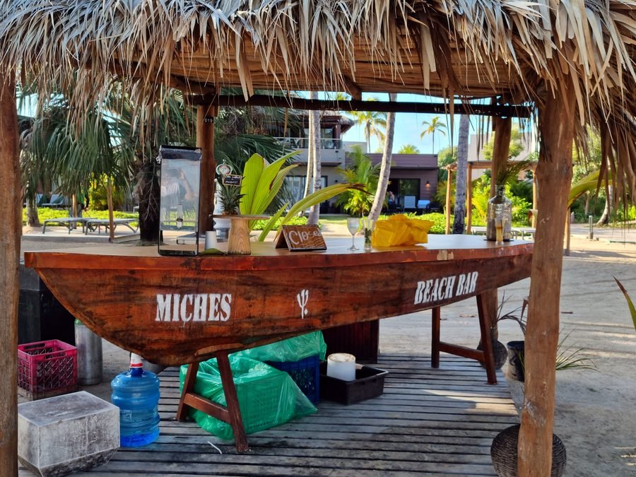 Michès