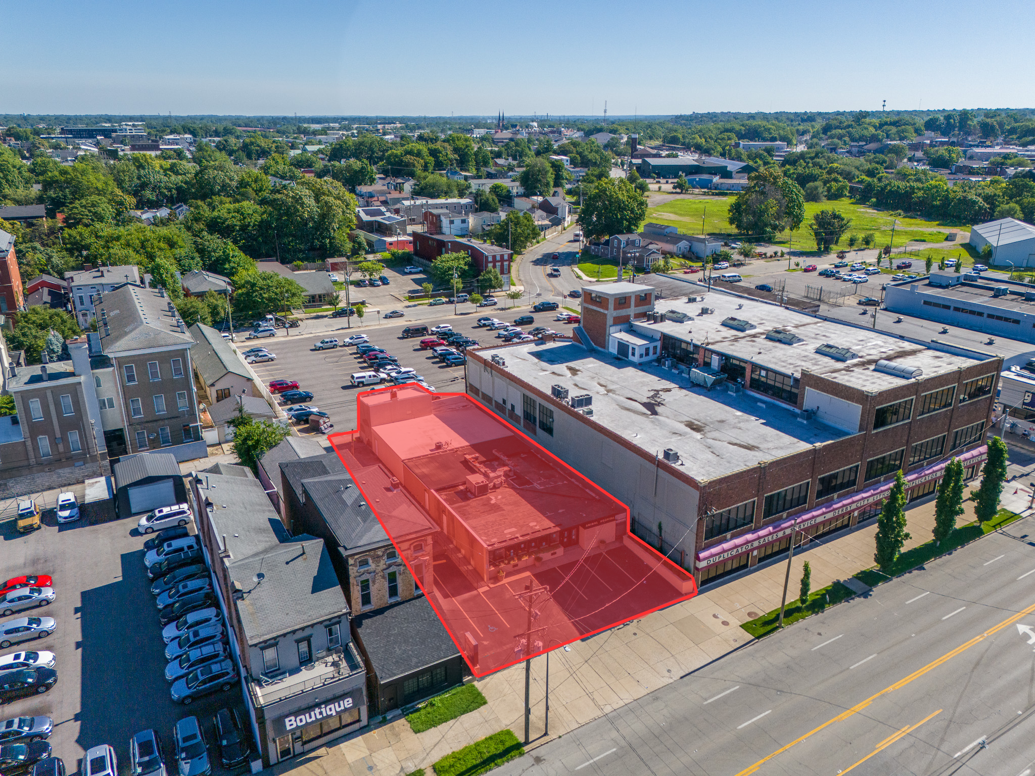 New Listing: Flexible Office Building Available on East Broadway