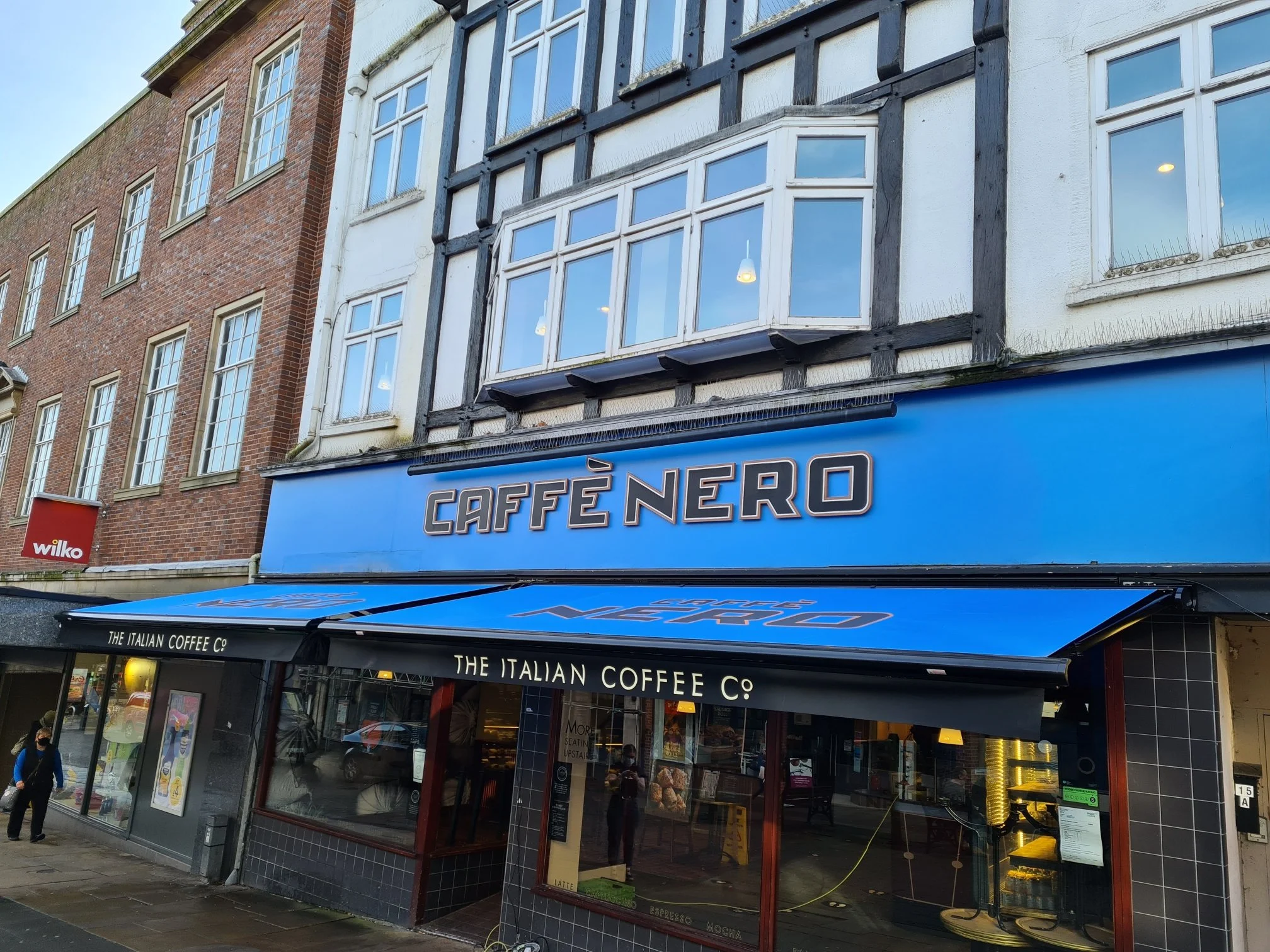 Commercail awnings (8).jpg