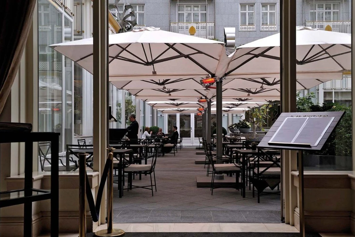 Commercial Parasol (2).jpg