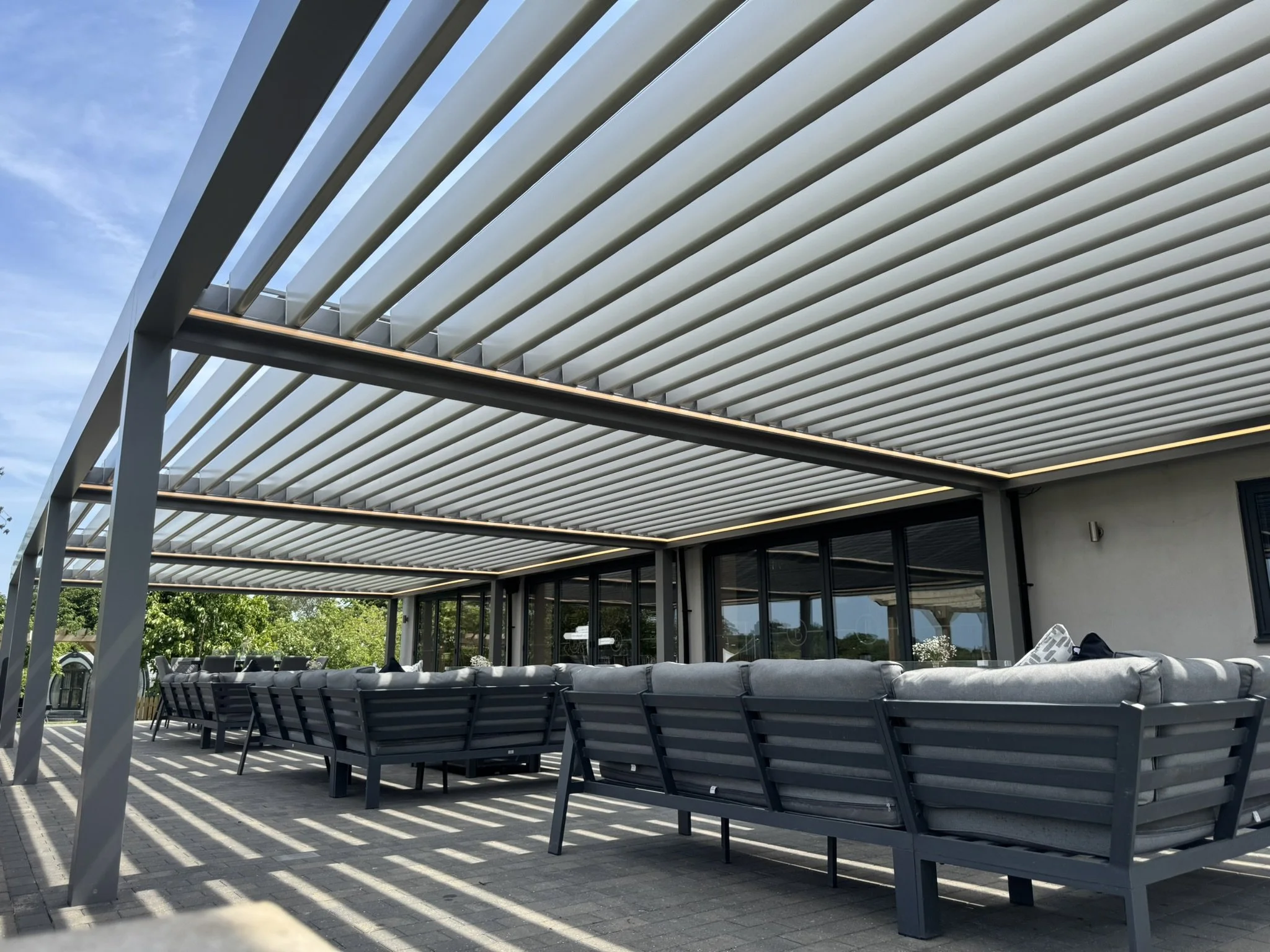 Commercial Louvered Roof Canopies / Pergolas
