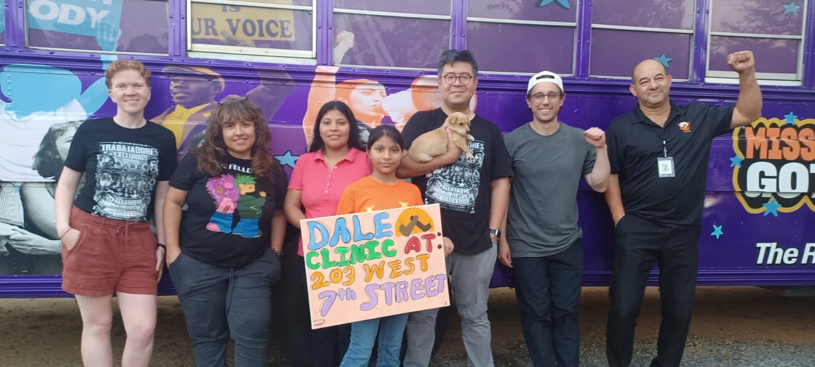 daleclinic-infrontofbus.jpg