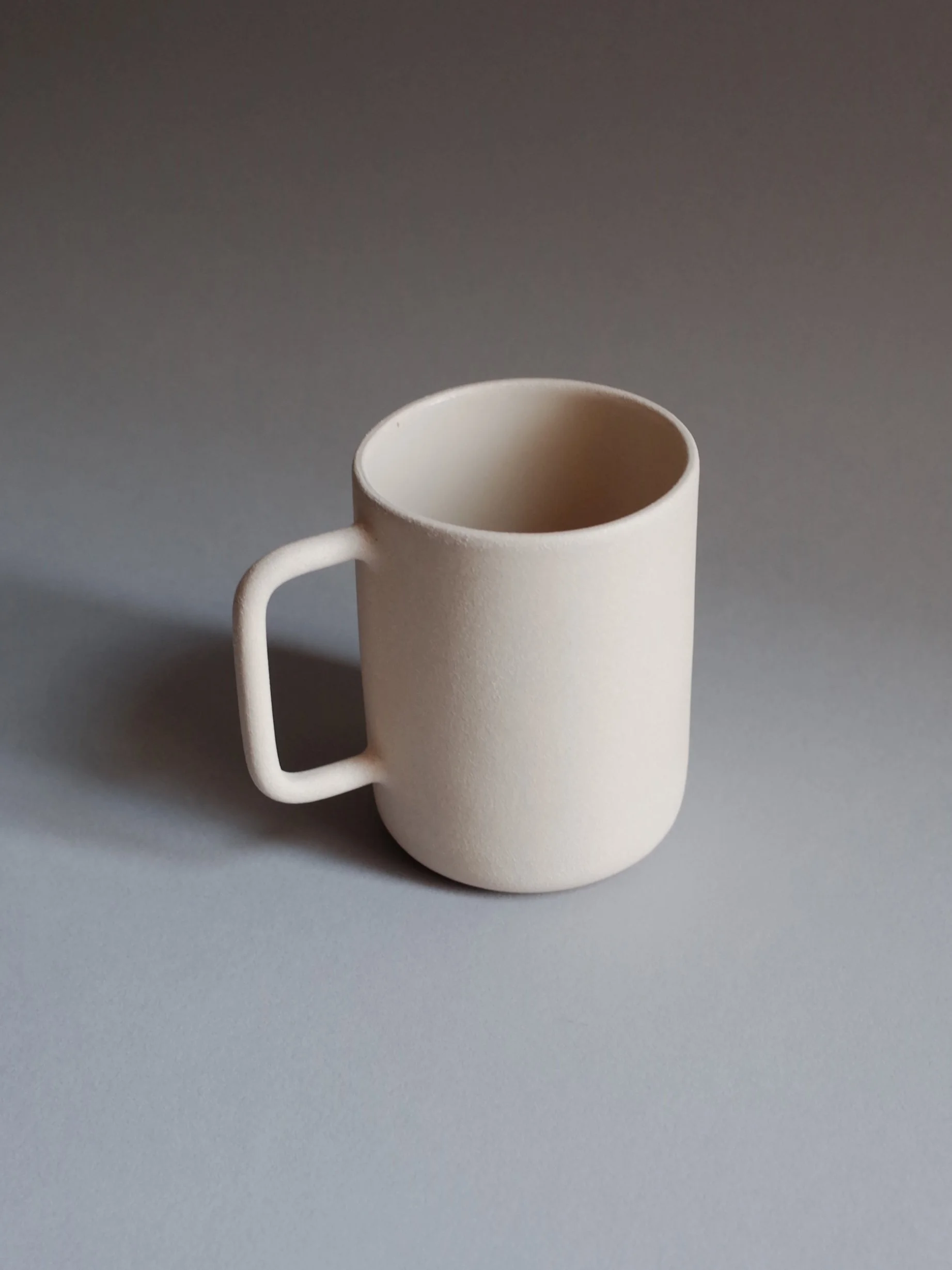 MUG (L)