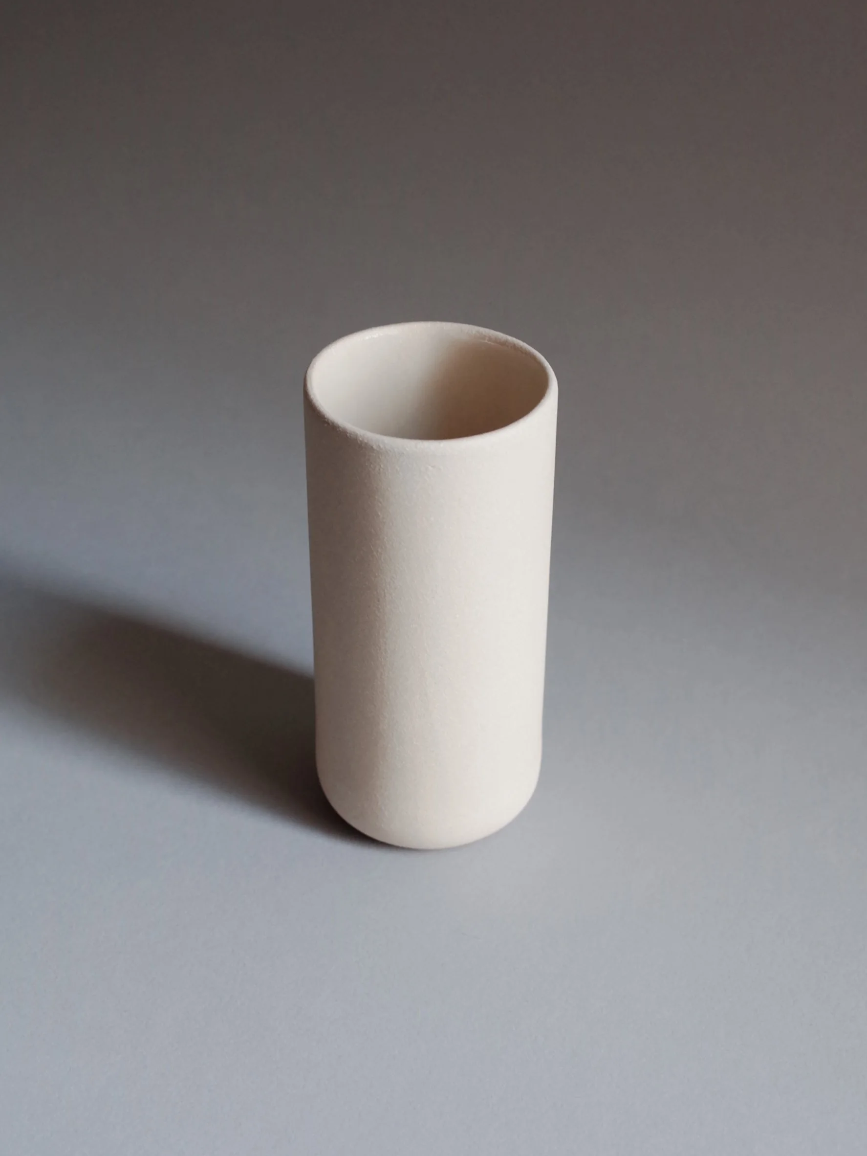 vase_cream_02.jpg