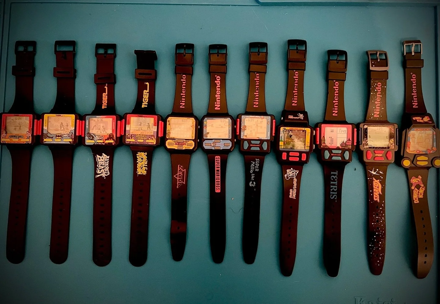 What time is it??? It&rsquo;s game watch time! #nelsonic #nintendo #tiger #gamewatch #zelda #mario #wrestling #doubledragon #starfox #donkeykong #batman #tetris