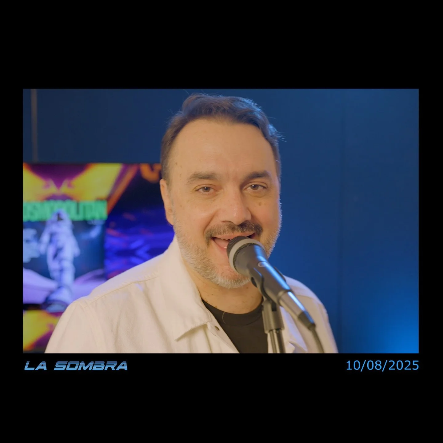 &iexcl;Ma&ntilde;ana, 9:00 pm es el estreno de mi nuevo video La Sombra! Tema tomado de mi segundo disco de estudio y que me encuentro celebrando su vig&eacute;simo aniversario. No te pierdas este estreno en mi canal de You Tube, VEVO o p&aacute;gina