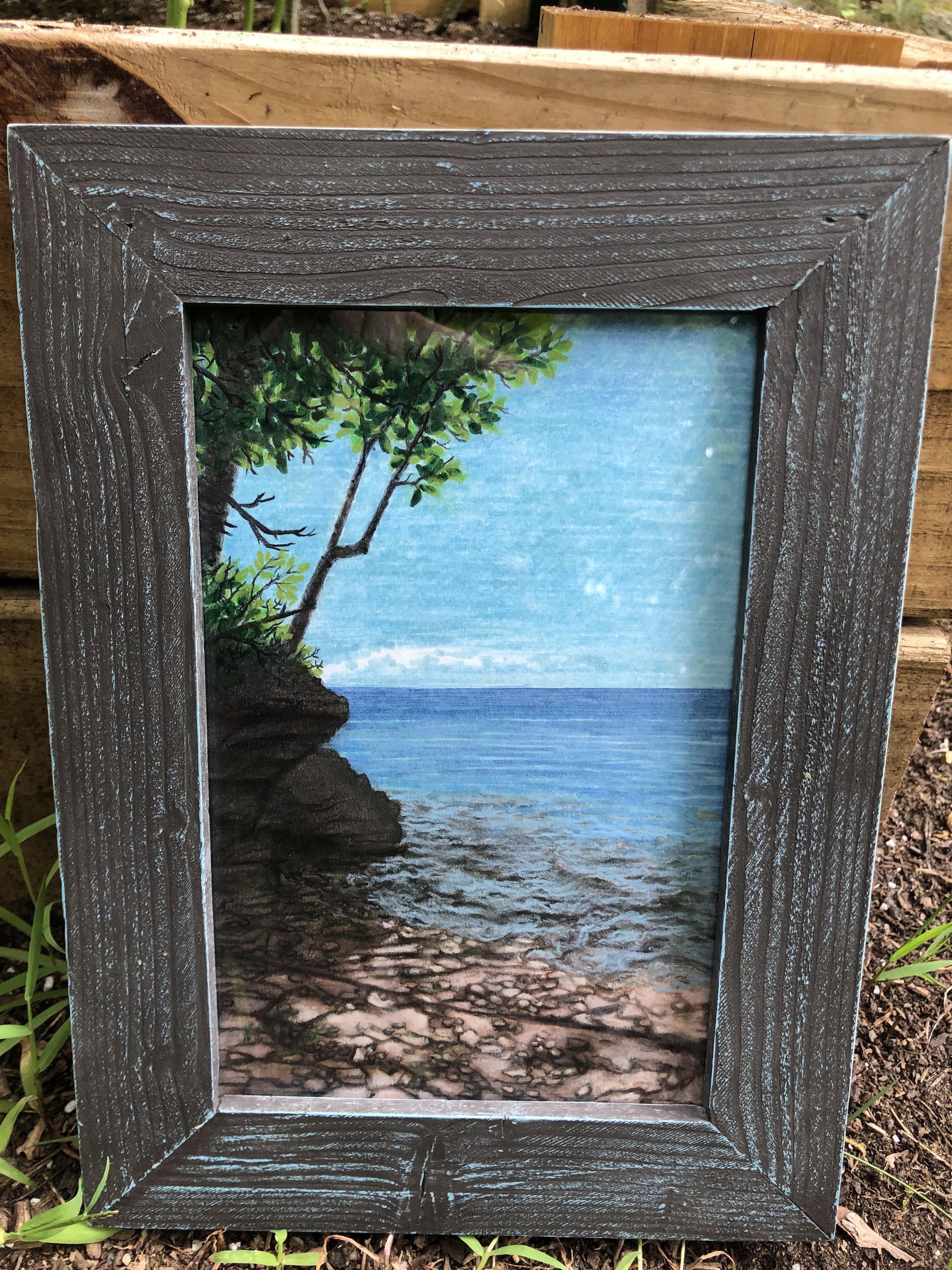 Rocky Beach (custom frame)
8.5"x5" marker, pastel, paper