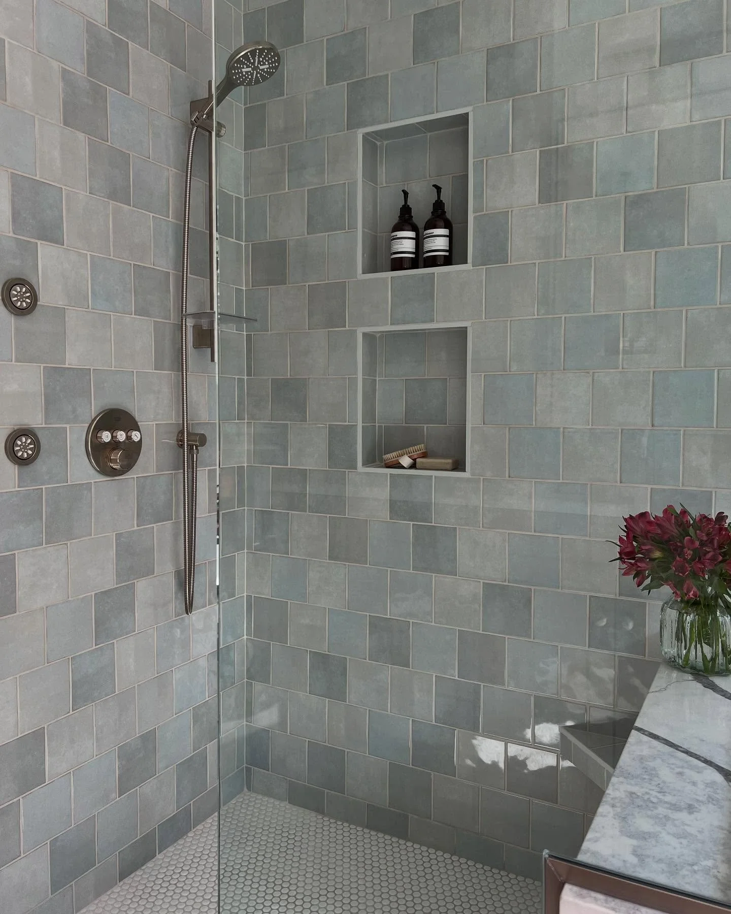 This primary bathroom renovation is one of my favorite projects to date! 

Swipe to see the newest project for the same wonderful clients&hellip; The kitchen! I can&rsquo;t wait to help brighten and transform their space into the timeless gourmet kit