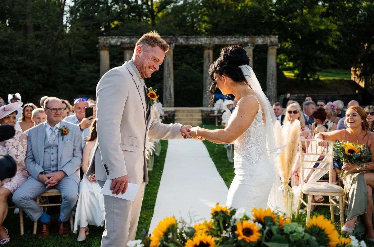 Golden Hour and a Surprise Third Ring: Chloe &amp; Anthony’s Family-Focused Lakeside Wedding 🥂