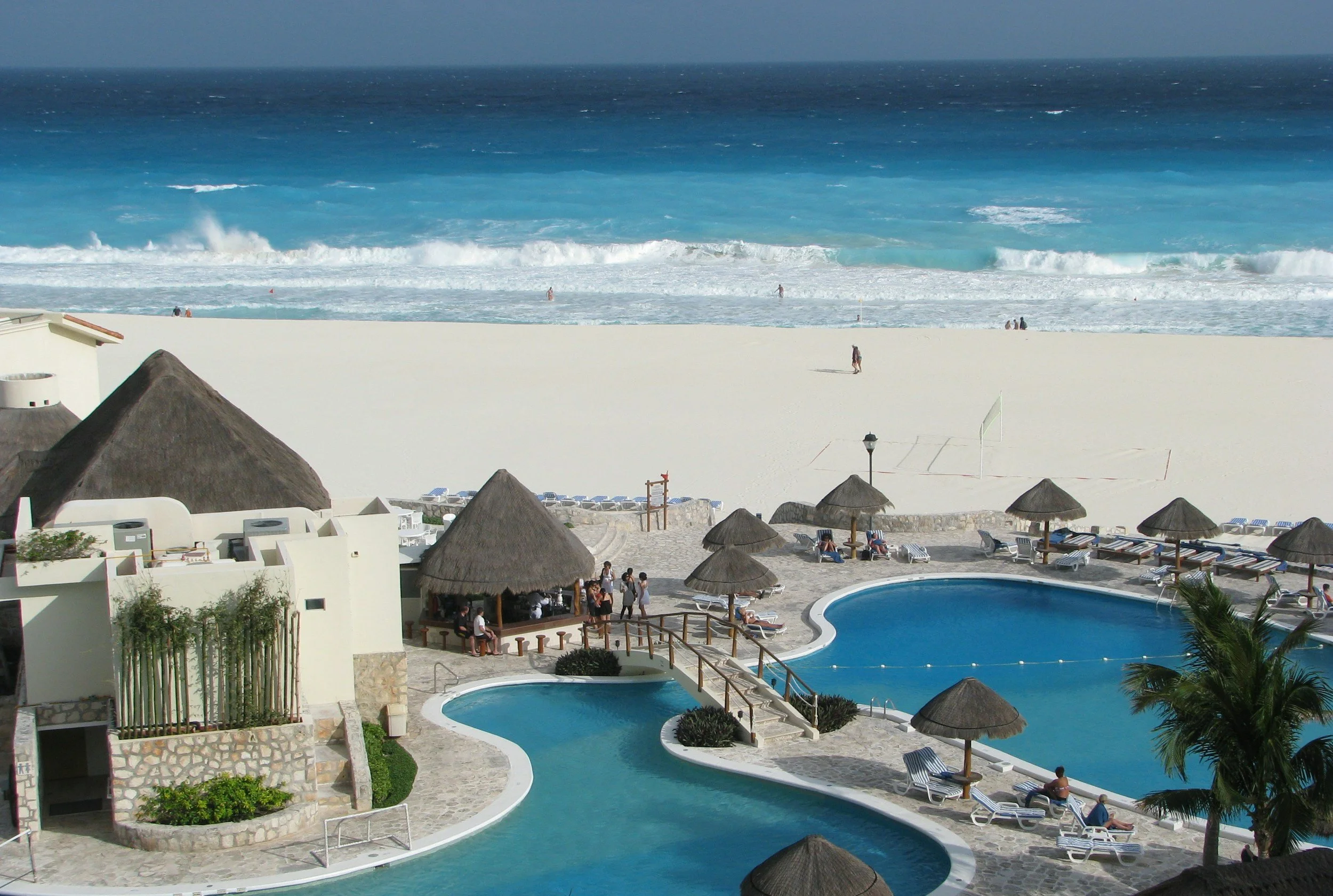Escape to Paradise. The All-Inclusive Resort Experience in Mexico