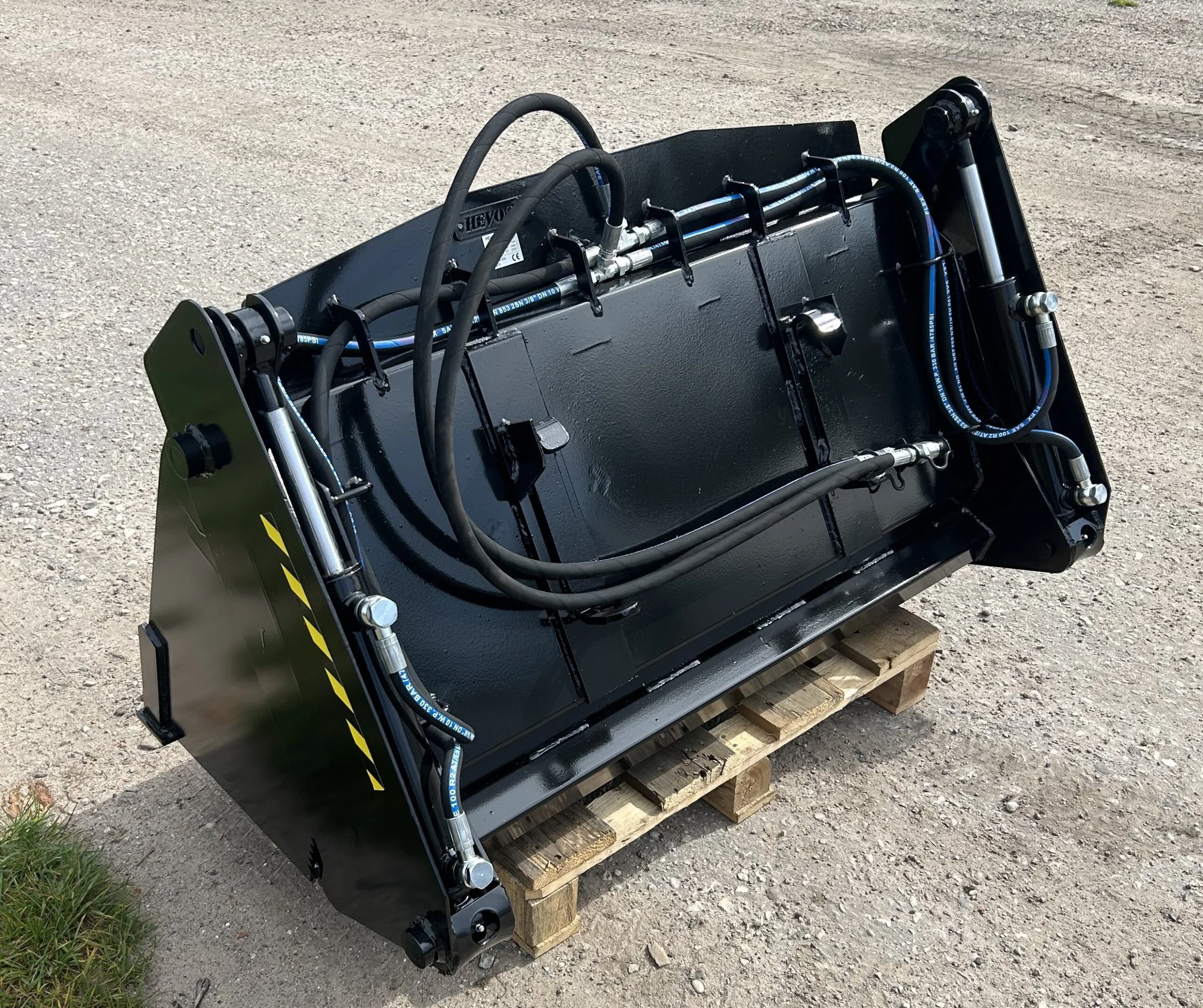 4 in 1 bucket 1600mm