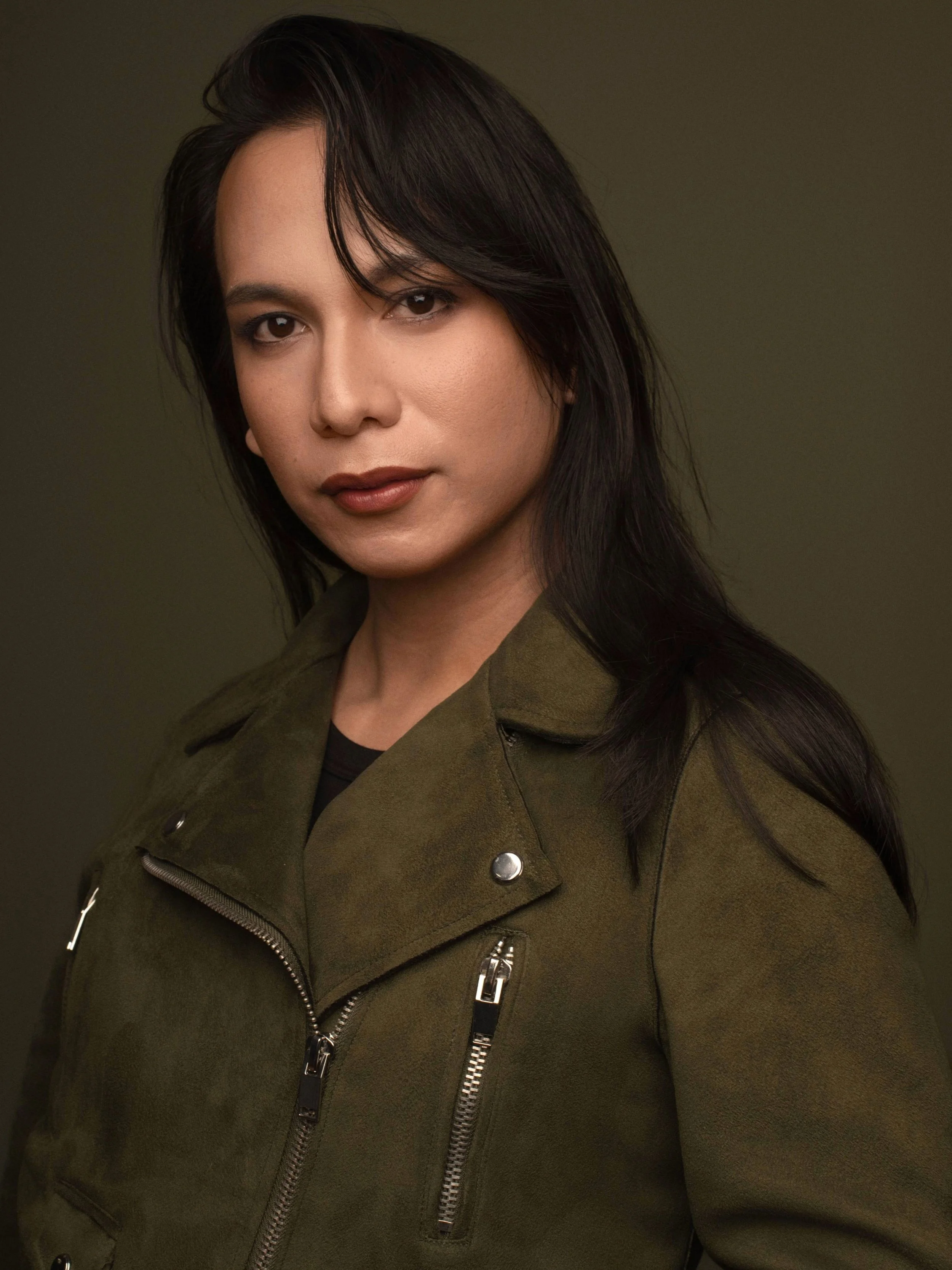 HEADSHOT2 (ss).jpg