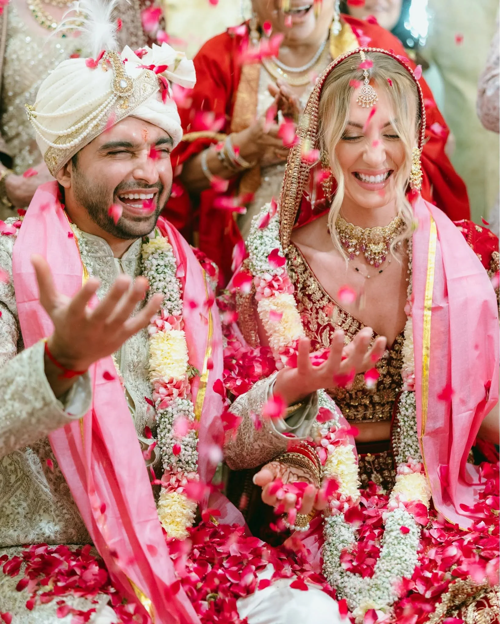 Elizabeth + Nikhil
on the BLOG now

-
Bride:
Elizabeth Vazirani
@evazirani

Wedding Planner:
Kkings Events
@kkingsevents

Wedding Photographer:
House On The Clouds
@thehouseontheclouds

Wedding Decor:
To The Aisle
@totheaisle_weddings

#SouthAsianWed