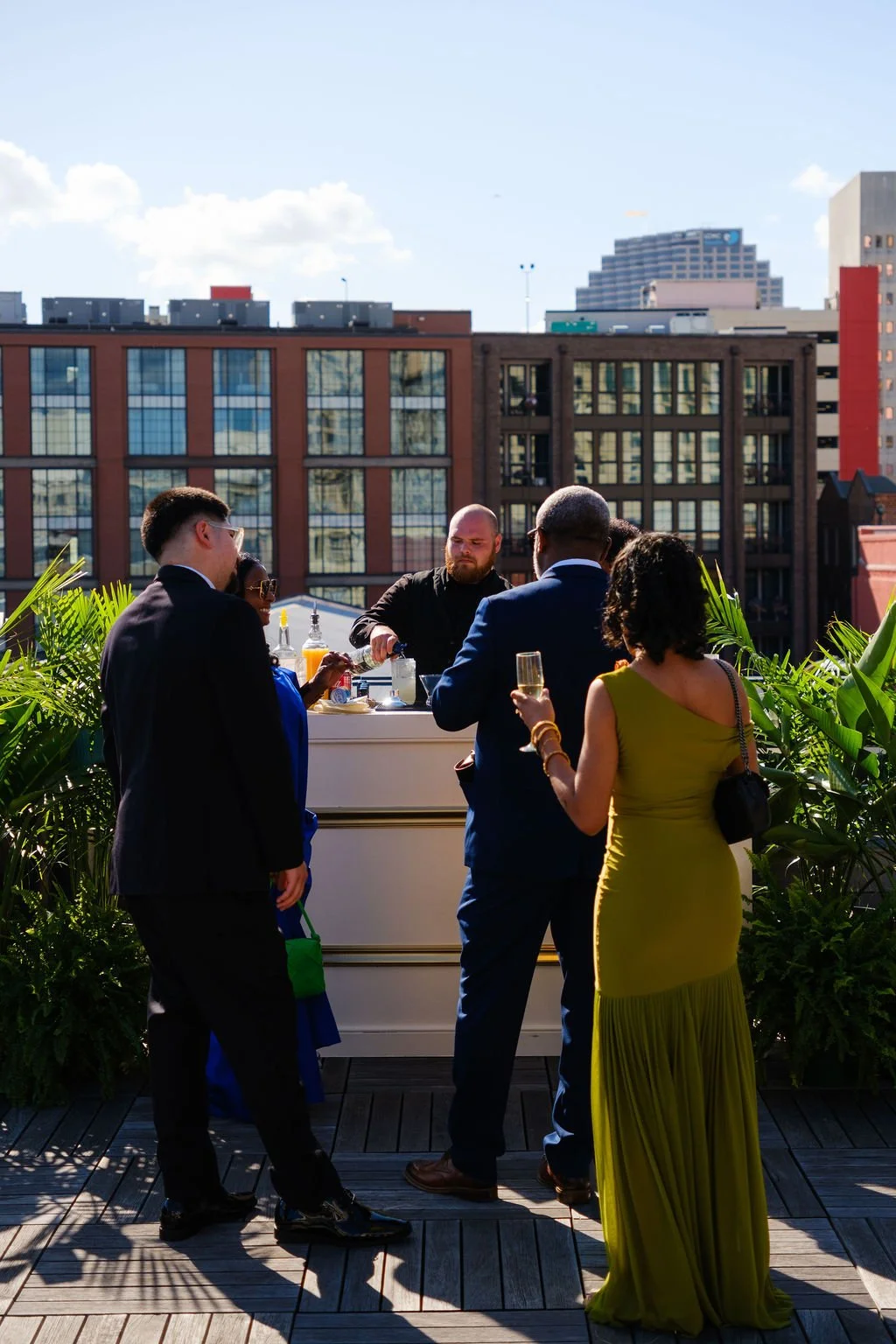 jungle-truck-wedding-bar-decor-with-potted-plants.jpg