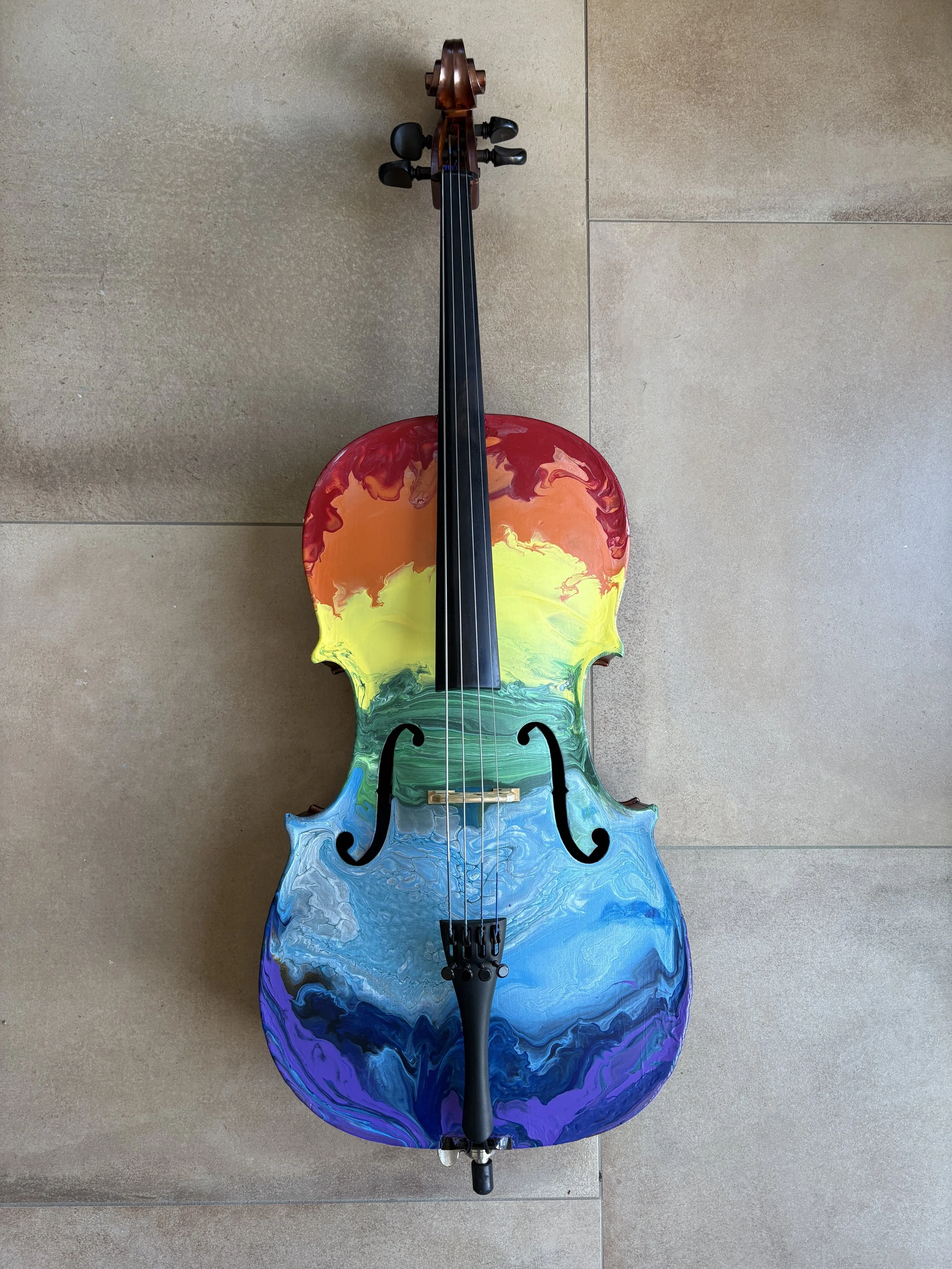 Proud Cello, 41.x15x4" cello (1/2)