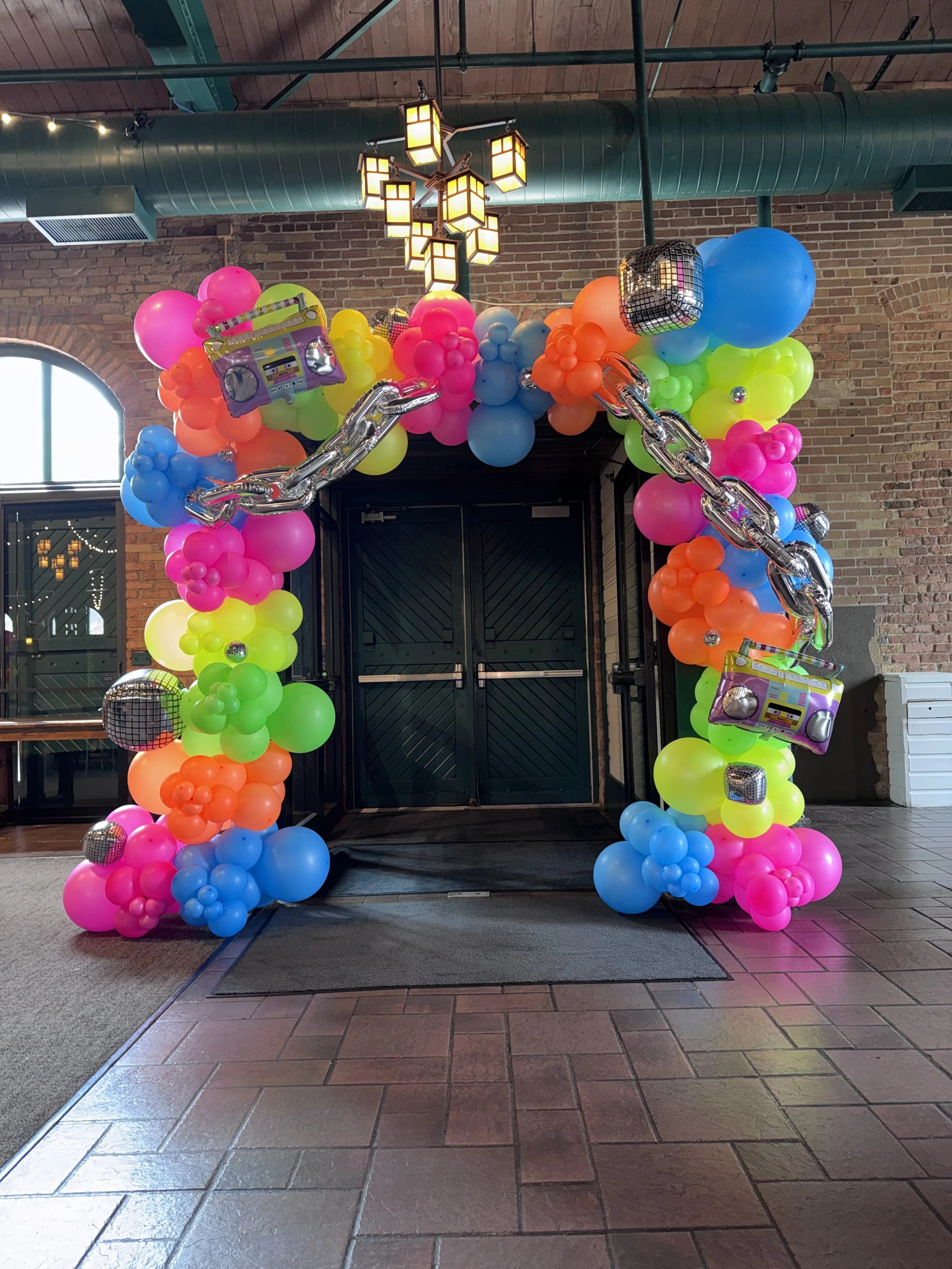 80sBalloonGarlandCancelled.jpeg