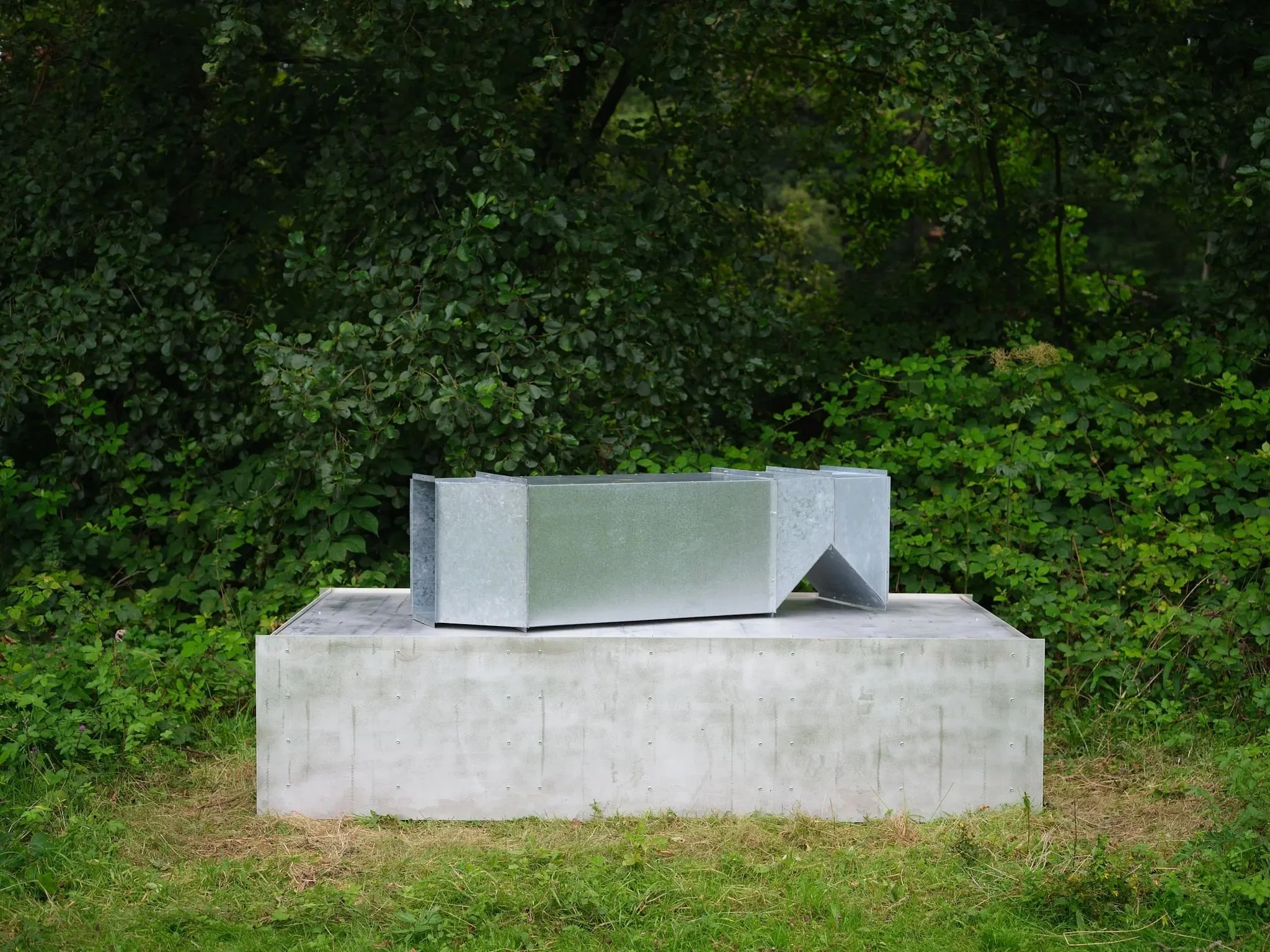 ‘NEIGHBOURS’ - Sculpture Garden, curated by Manor Grunewald