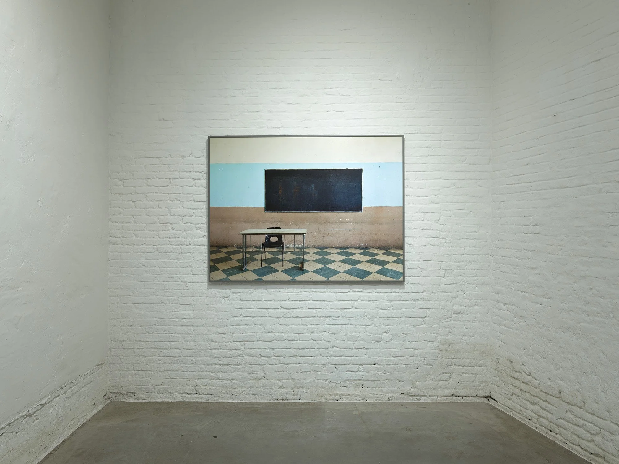 Bert Danckaert EL JARDIN DE LOS CEREZOS Cines Templos Aulas PLUS-ONE Projects Gallery space Antwerp solo exhibition views Artist pics WEB23.jpg