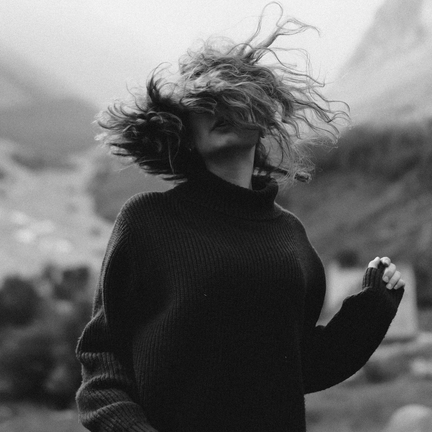 This surprise week of sun in January has us dancing (and much needed this week). The benefit of sunlight to effect serotonin and melatonin and regulate your mood and circadian rhythm cannot be overstated. If you can, try walking outside today. At lea