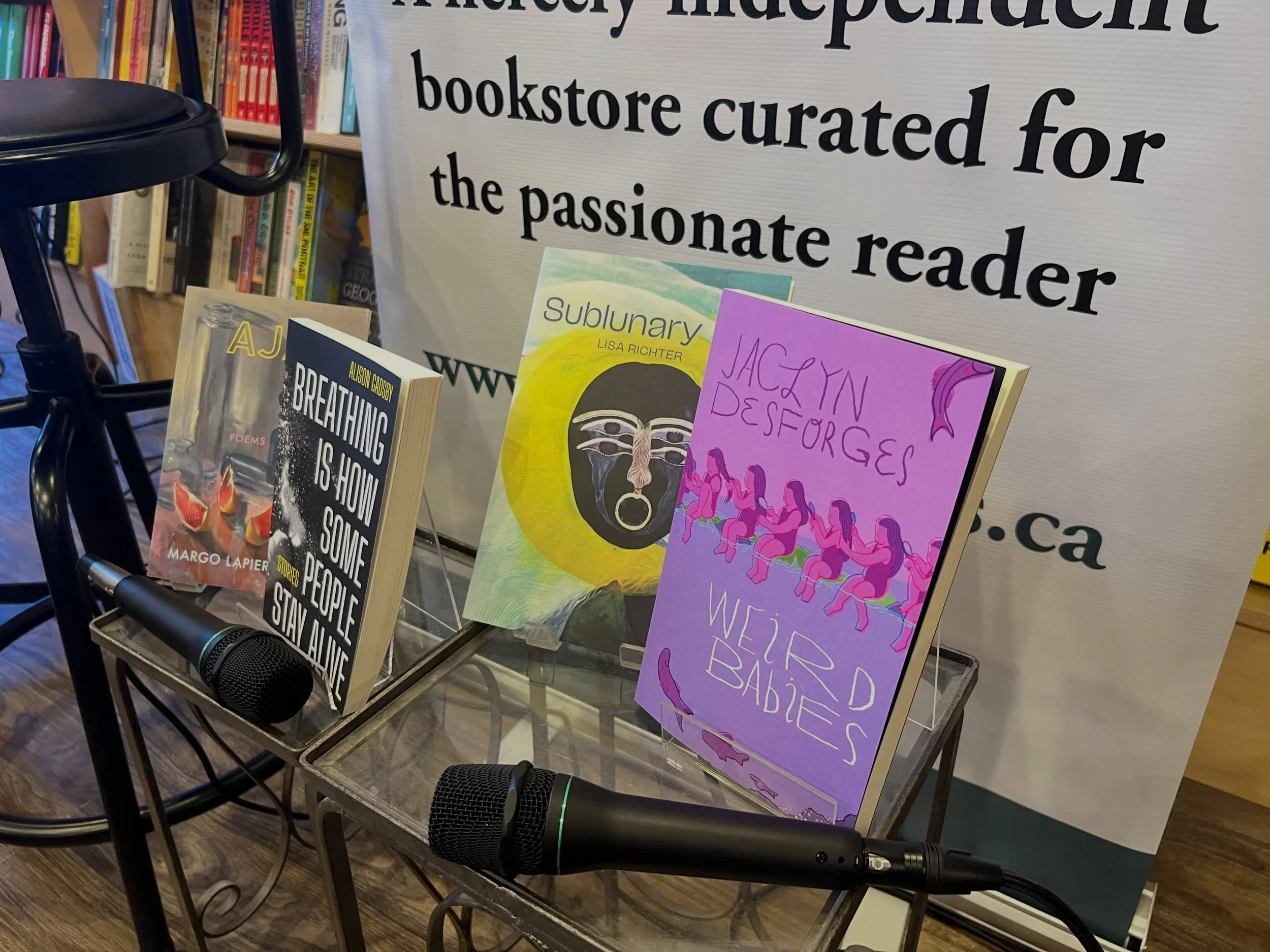 Ottawa was such a delight!!! Thanks so much to @perfectbooksottawa and @conyerclayton for putting this event together, and of course @ay.jay.gee, @lisarpoet and @margo_lapierre. I have literary crushes on all of you and feel so lucky to have been par