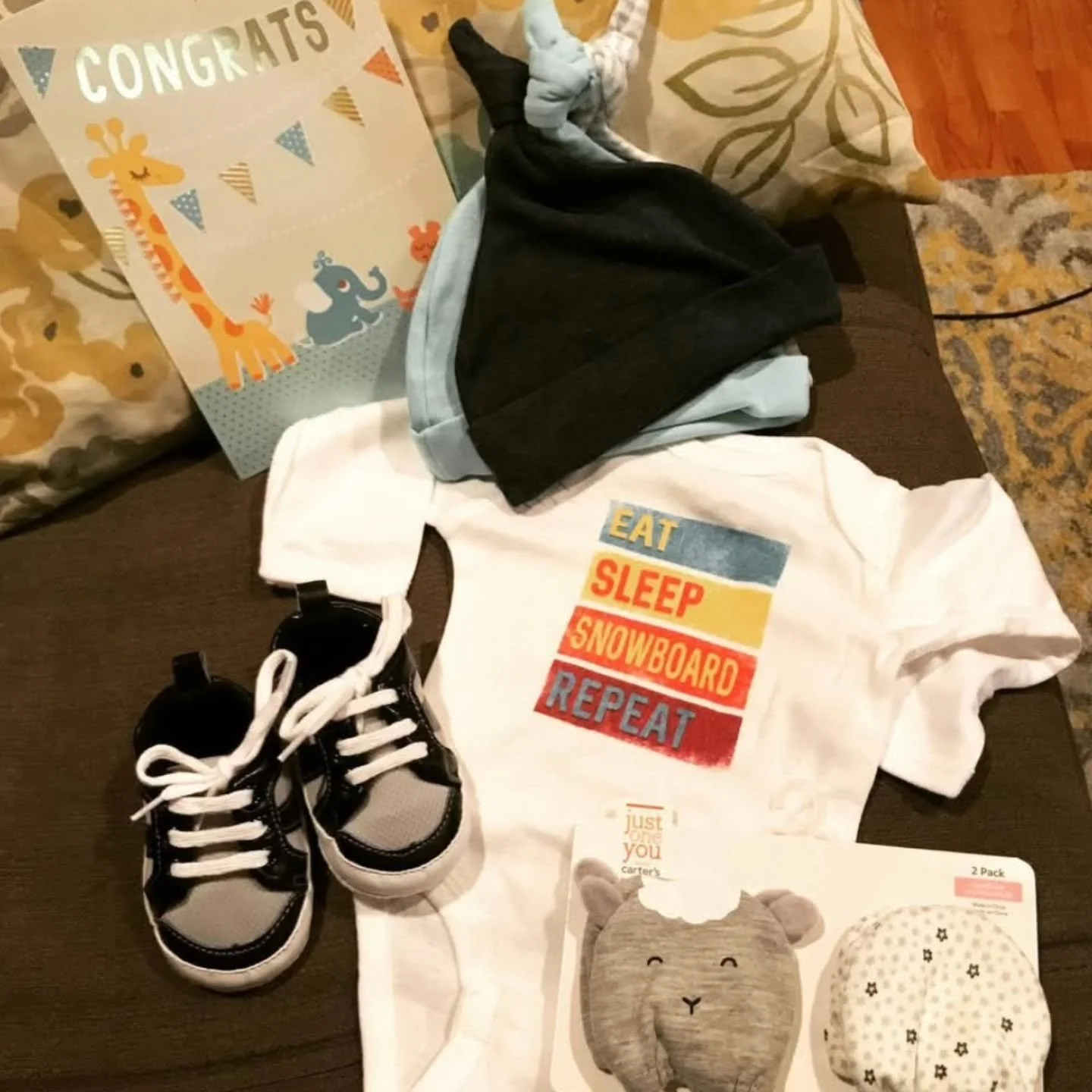 Flashback Friday to this fun gift because it still makes me laugh. If you know my friend Toni, you know the snowboard obsession was always going to get passed down. And yes, it's already happening. Gifting is so fun.

#FlashbackFriday #snowbaby #snow