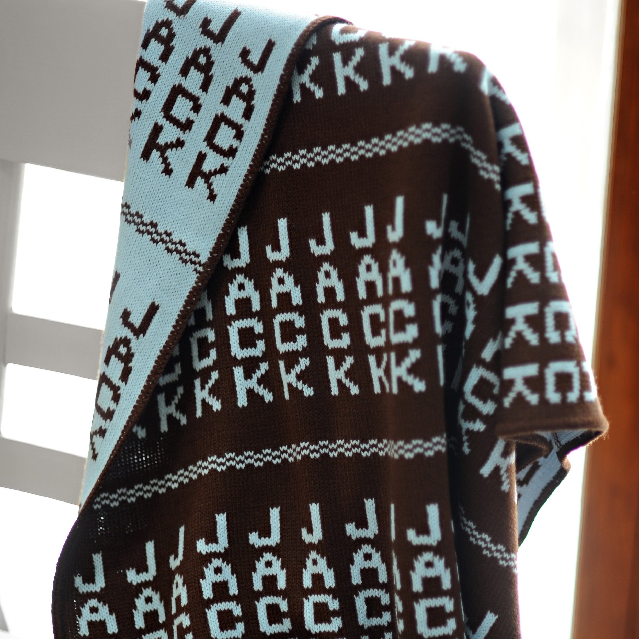 BlanketLady-77_white+chair.jpg