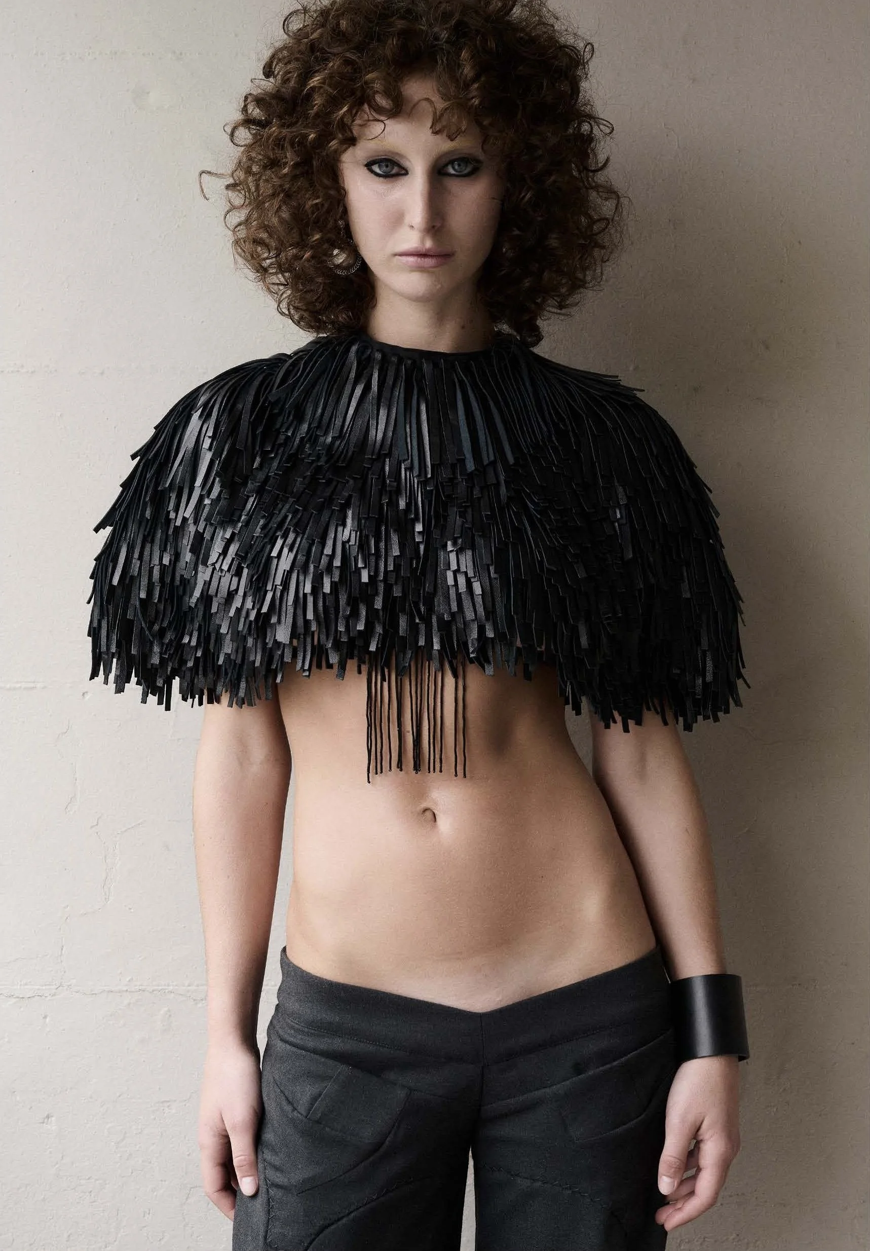 Vanguard #43 vol.10 c_Page_2 3.jpg