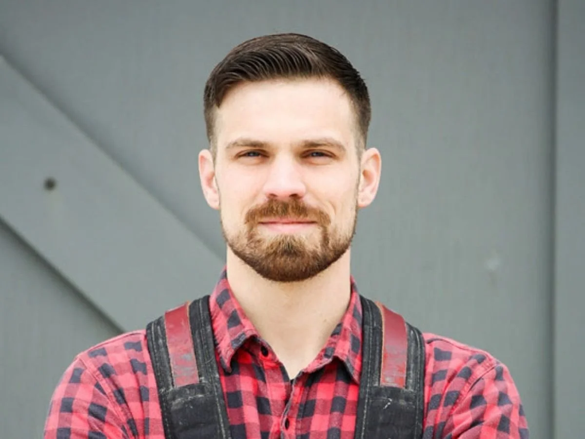 Entrepreneur Success Stories The Curious Builder Podcast 09.jpg