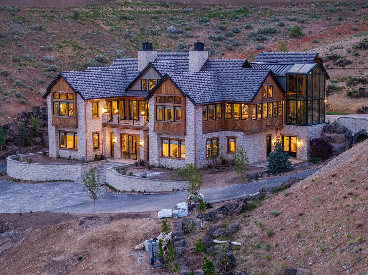 Casey Cloward Raykon Construction 02.jpg