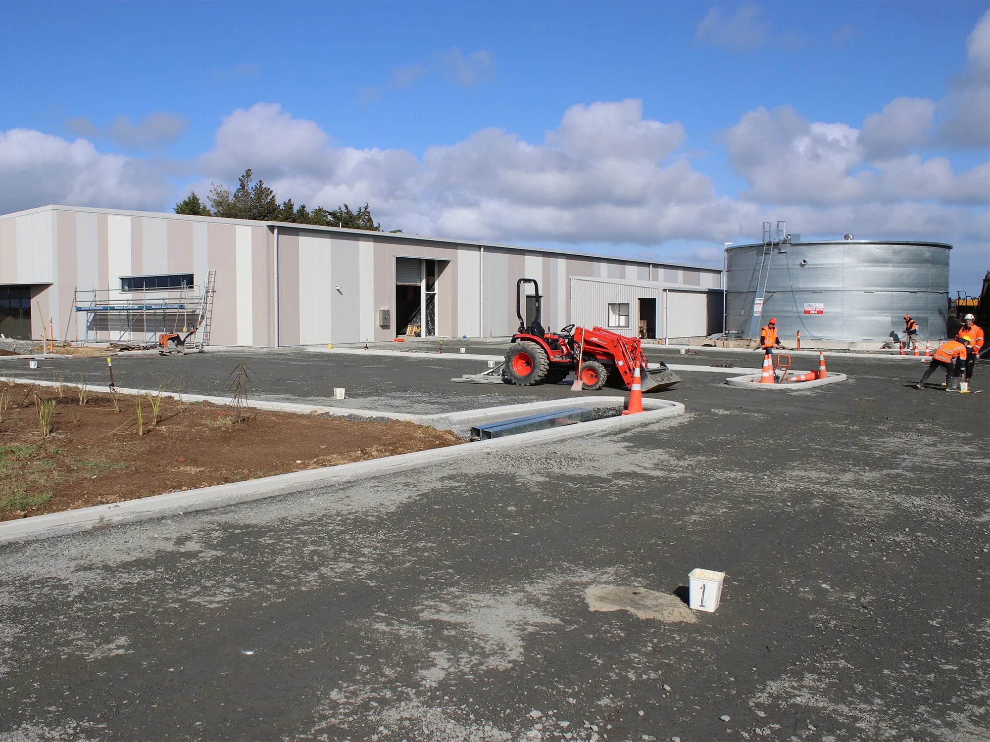 It’s been a busy week at Tisbury with the car park area of the Tisbury storage facility being shaped for the laying of asphalt later in the month.