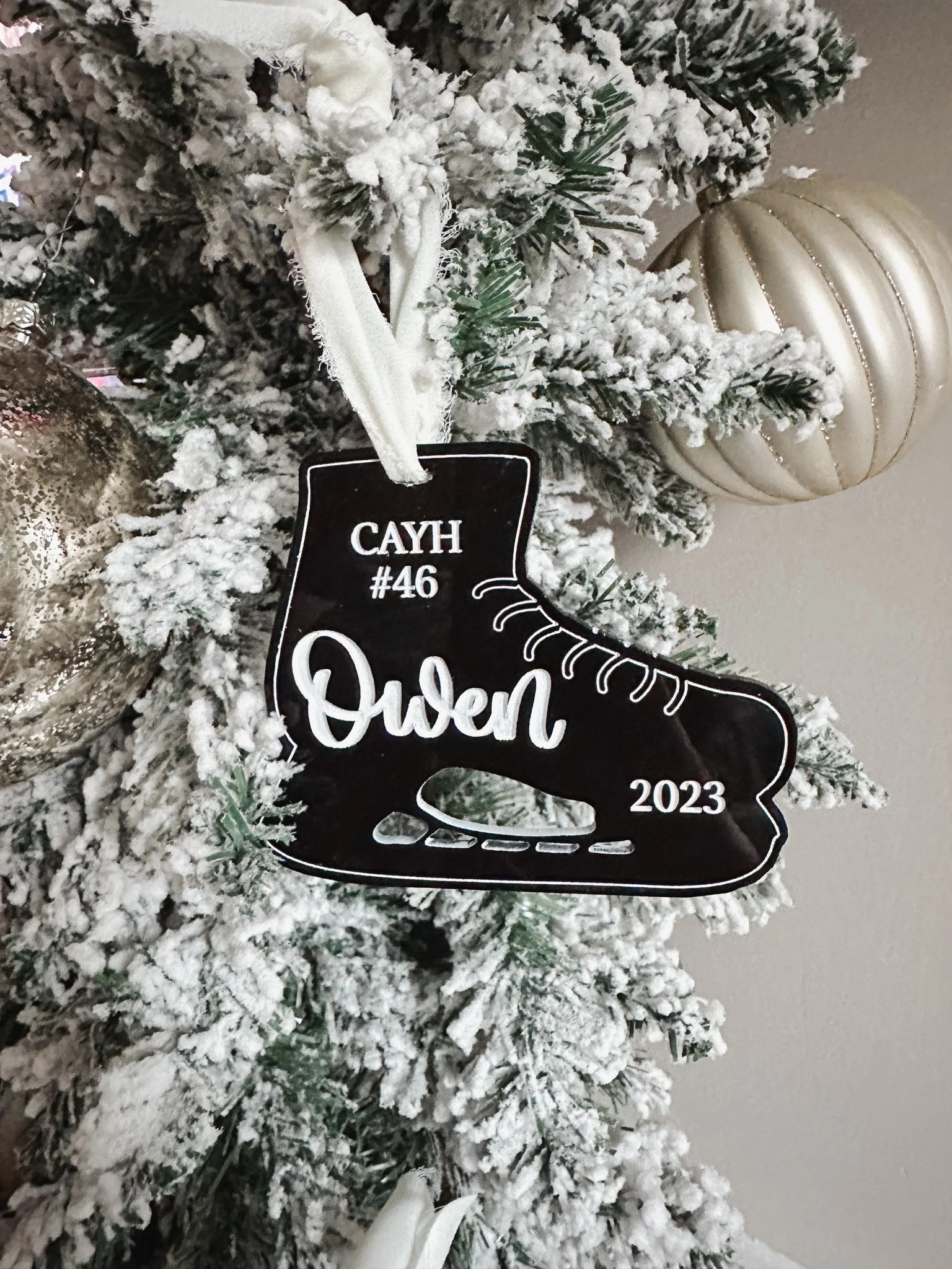 Hockey Skate Ornament